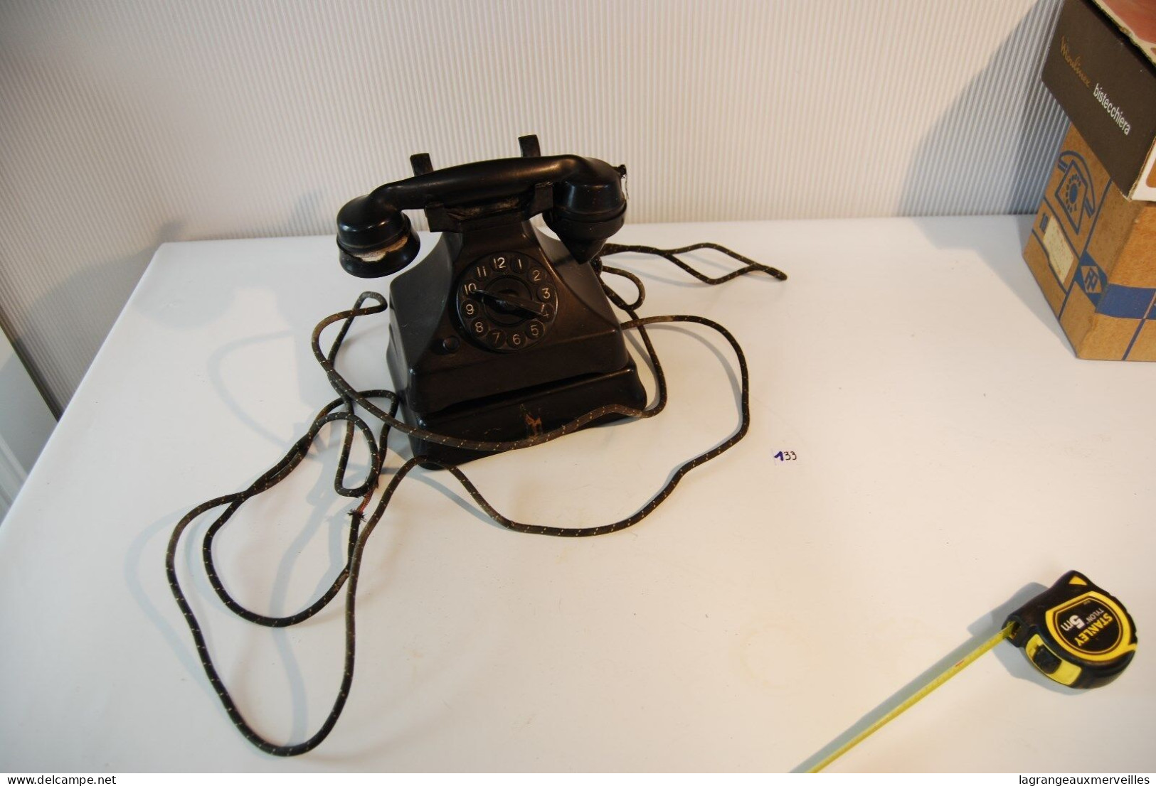 C132 Vintage Retro Phone En Bakelite Noire - Téléphonie