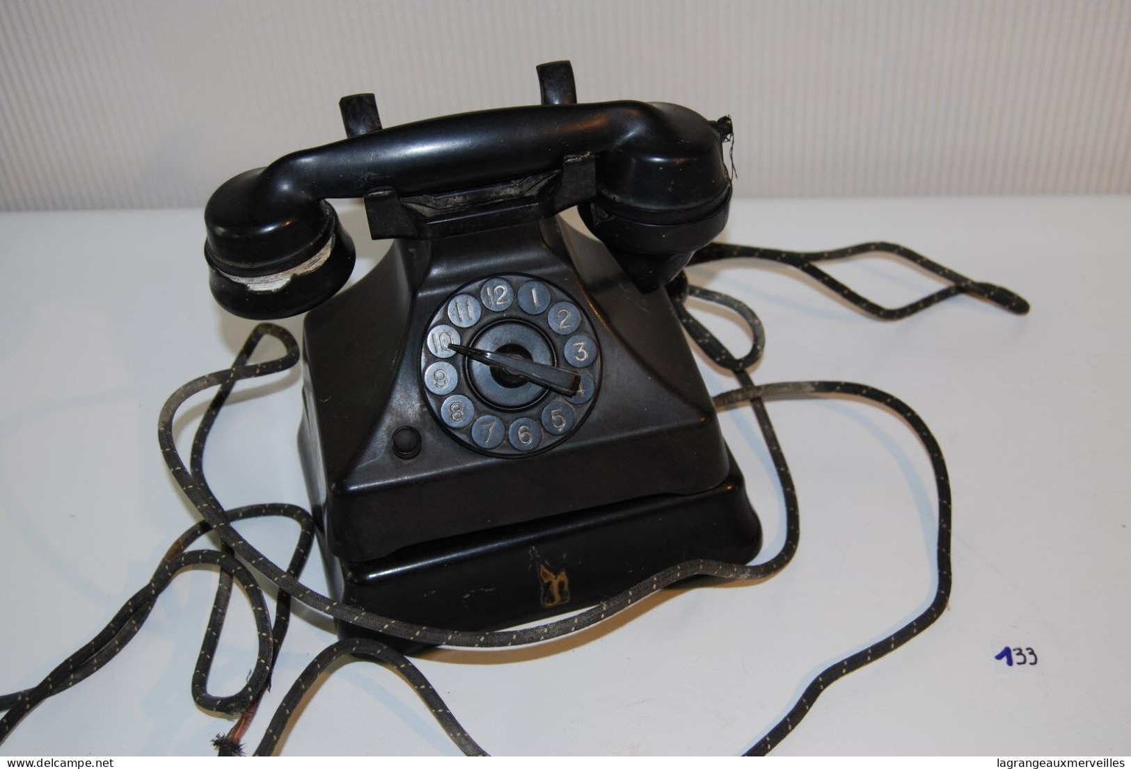 C132 Vintage Retro Phone En Bakelite Noire - Telefontechnik