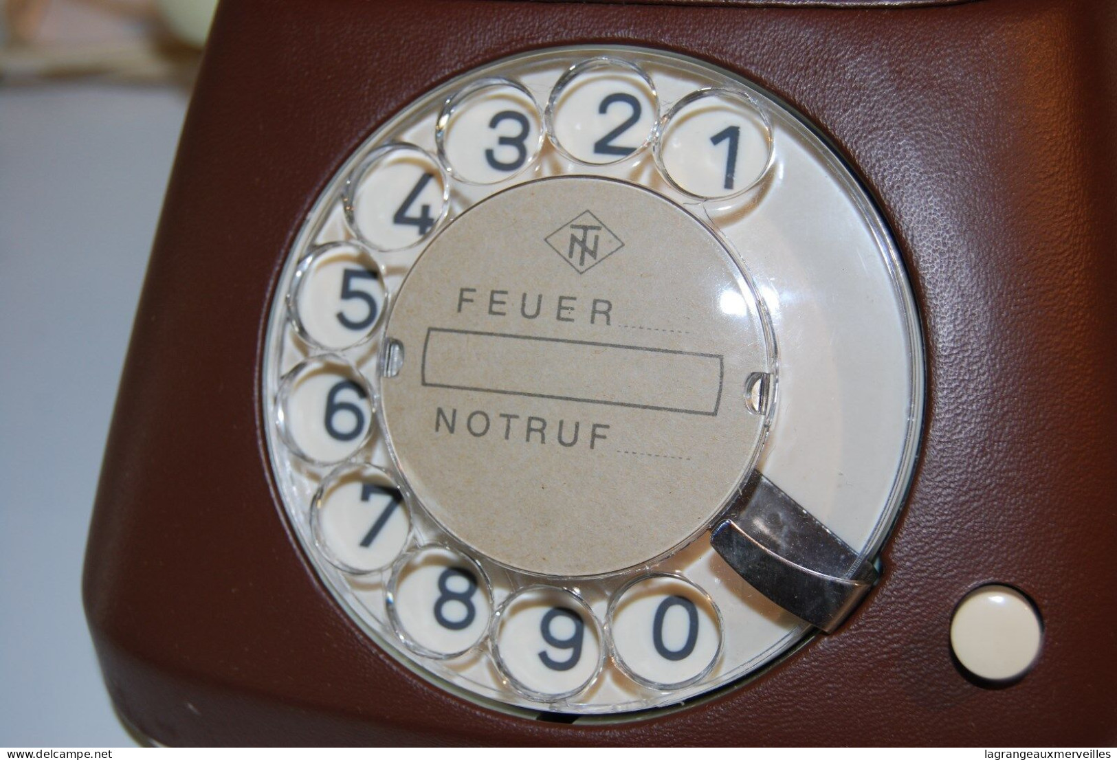 C132 Vintage Retro Phone En Bakelite Noire - Telephony