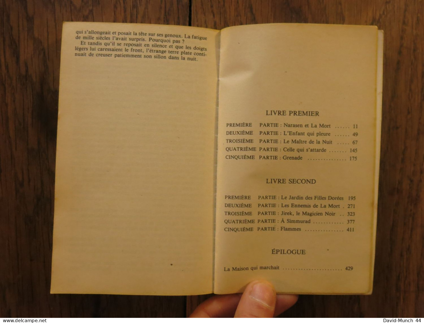 Le Maître de la mort, Le dit de la Terre Plate 2 de Tanith Lee. Presses Pocket. 1988