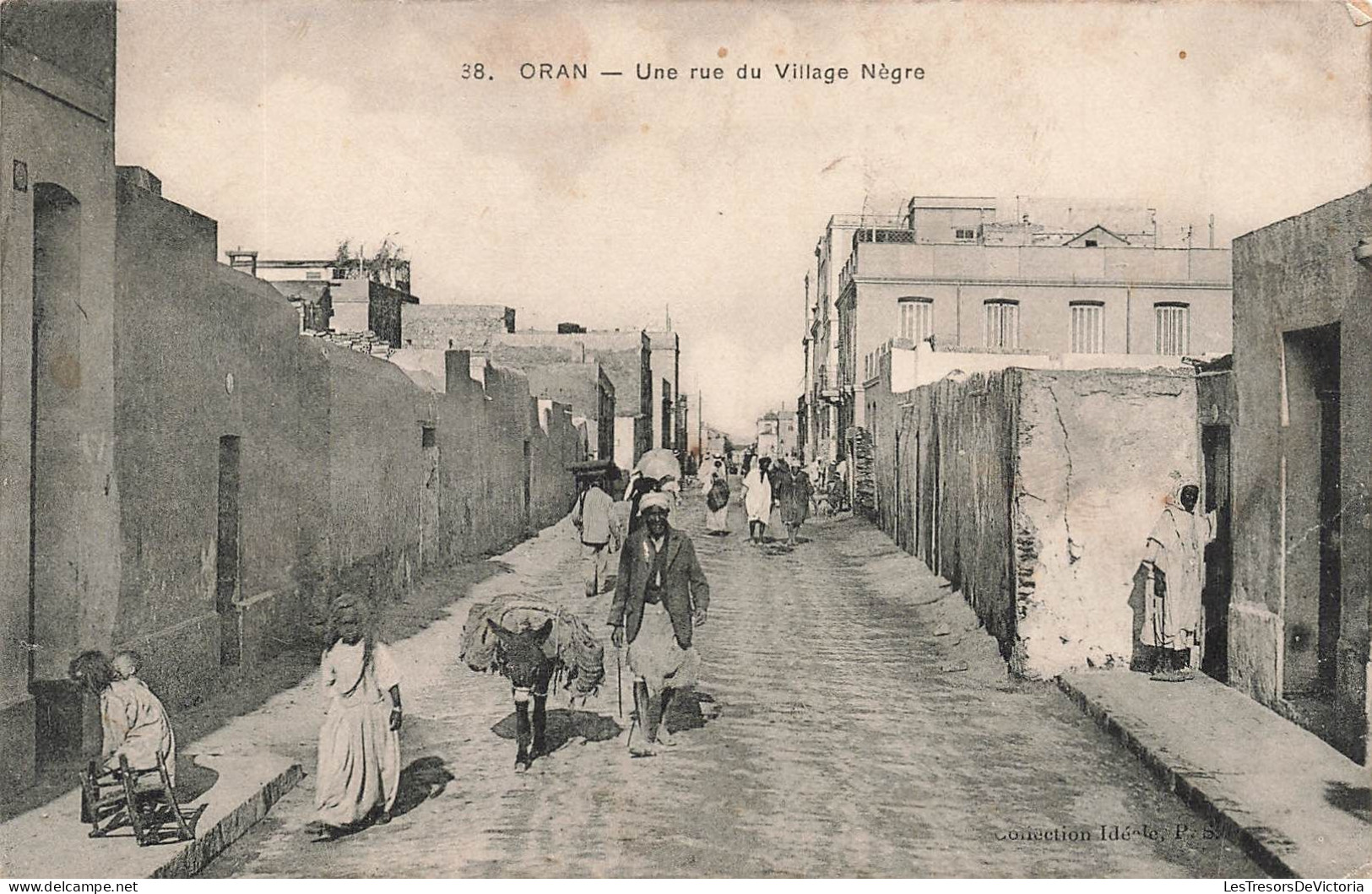 ALGÉRIE - Oran - Une Rue Du Village Nègre - Carte Postale Ancienne - Oran