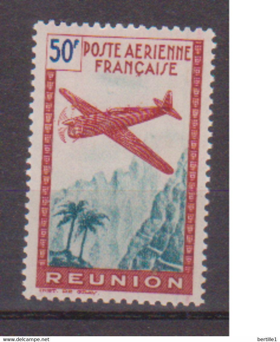 REUNION        N°  YVERT  PA 17  NEUF AVEC CHARNIERES      ( CHARN   01/ 14 ) - Luchtpost