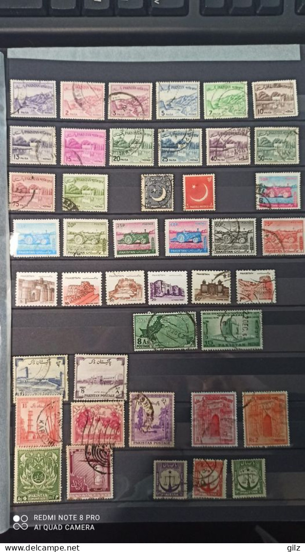 Pakistan; Petite Collection Du Timbres, Oblitéré - Collections (sans Albums)