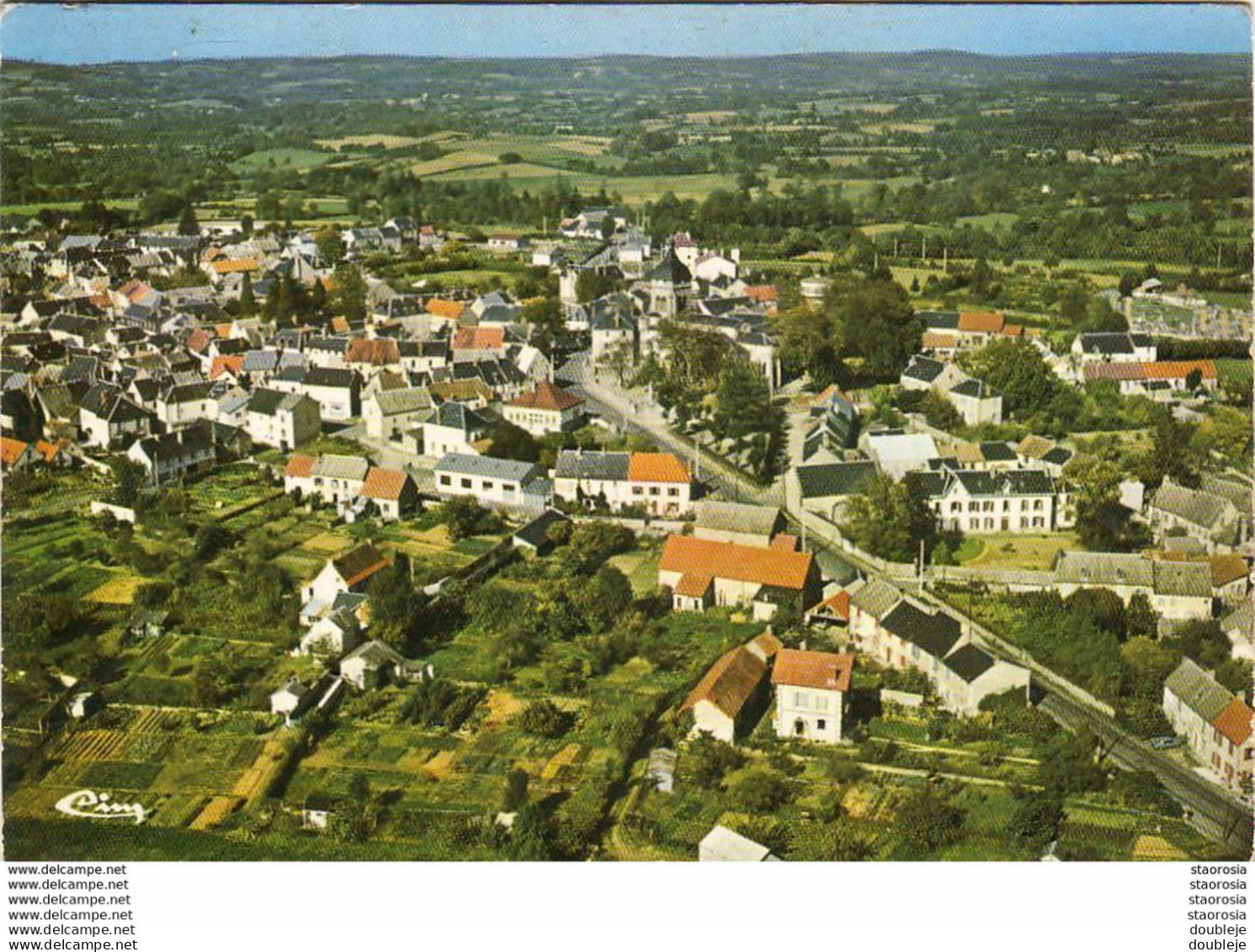 D63  ST GERVAIS D'AUVERGNE  Vue Générale Aérienne - Saint Gervais D'Auvergne