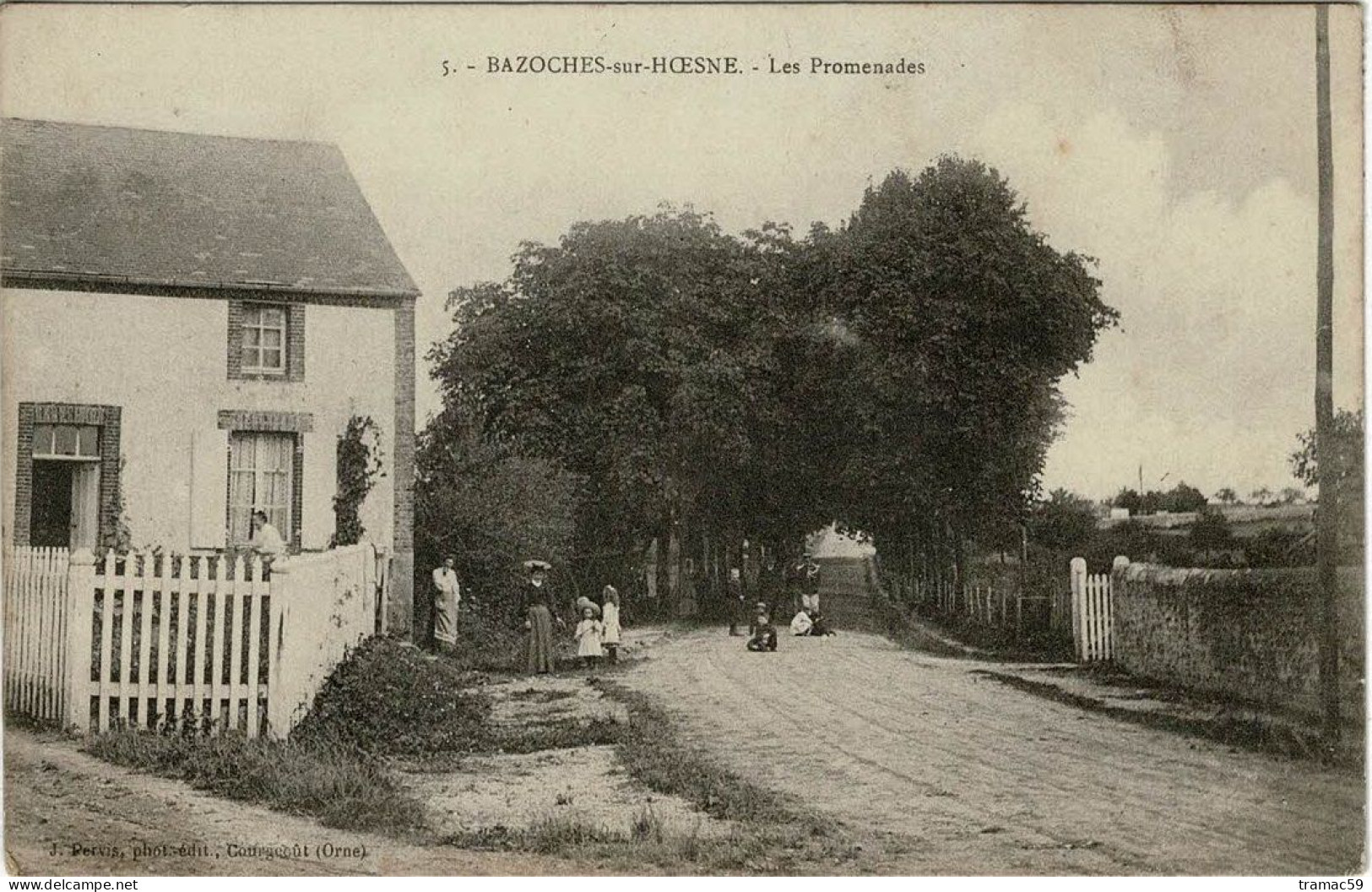 BAZOCHES SUR HOENE 61 - LES PROMENADES - Bazoches Sur Hoene