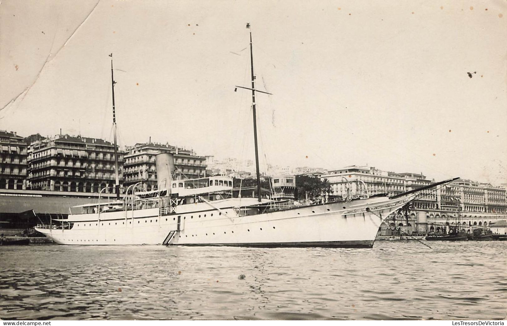 TRANSPORTS - Un Bateau De Pêche Au Port - Carte Postale Ancienne - Fishing Boats