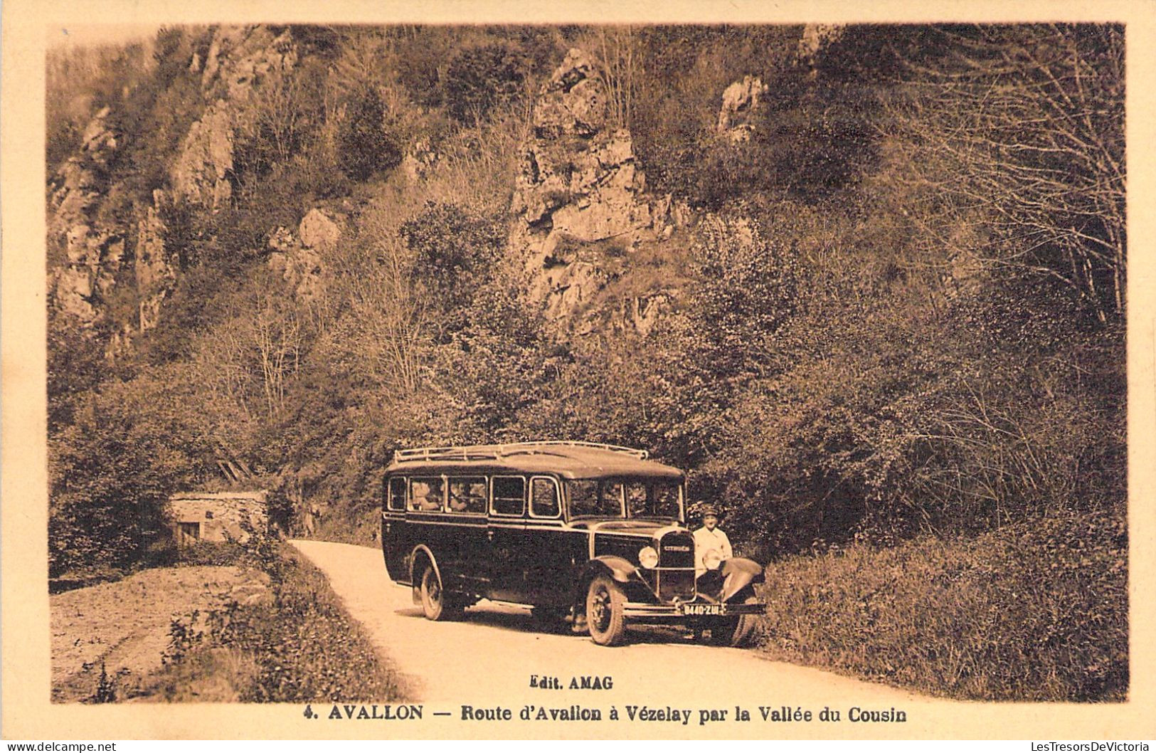 FRANCE - Avallon - Route D'avallon A Vezelay - Autobus Avallonnais - Chaumard Concessionnaire - Carte Postale Ancienne - Avallon