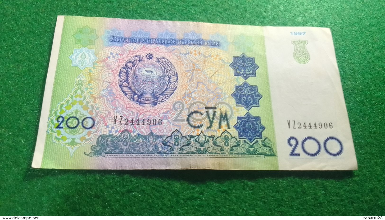 ÖZBEKİSTAN--   200    SOM        UNC - Ouzbékistan