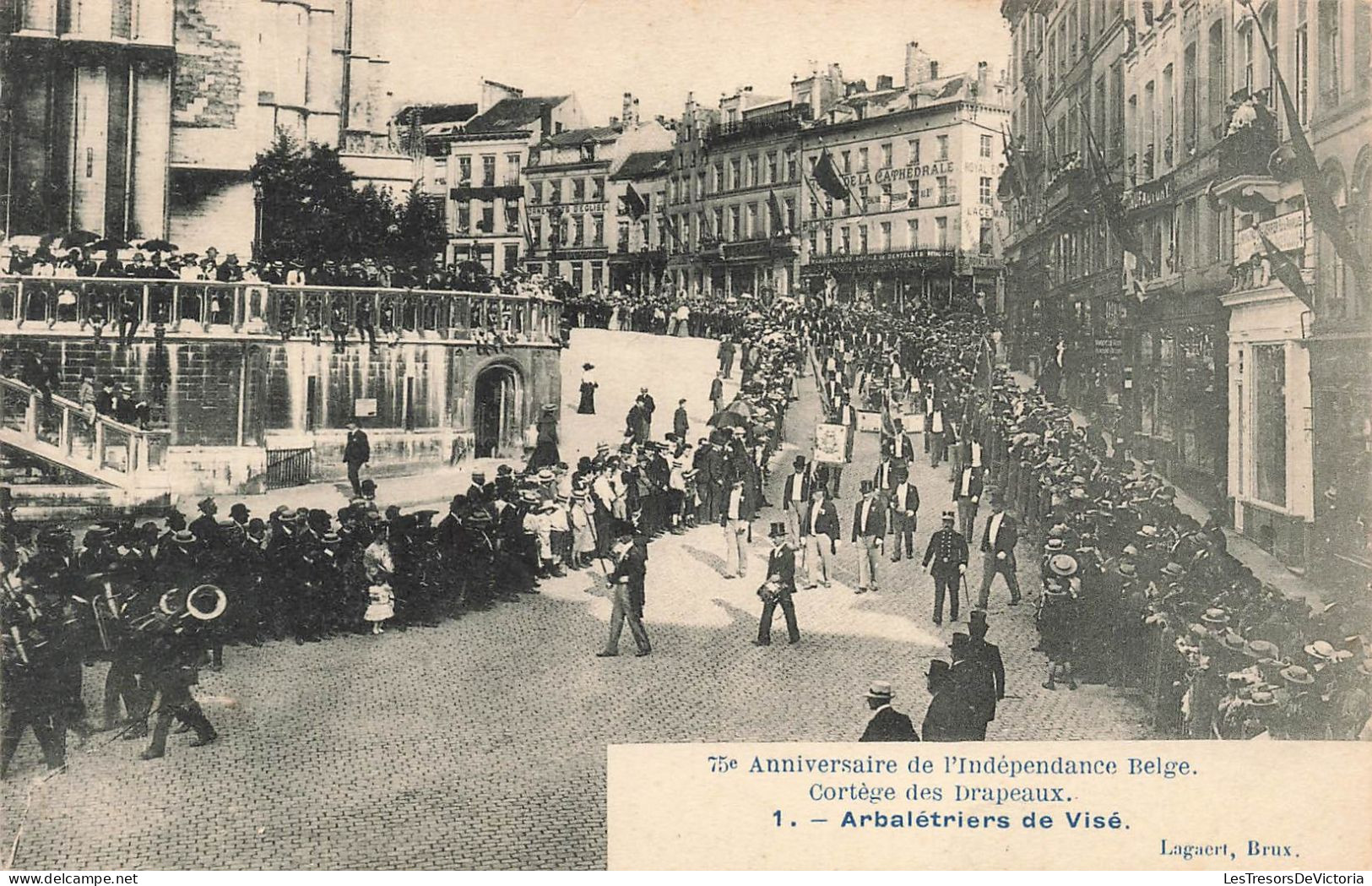 BELGIQUE - Visé - Anniversaire De L'indépendance Belge - Cortège Des Drapeaux - Arbalétriers - Carte Postale Ancienne - Wezet