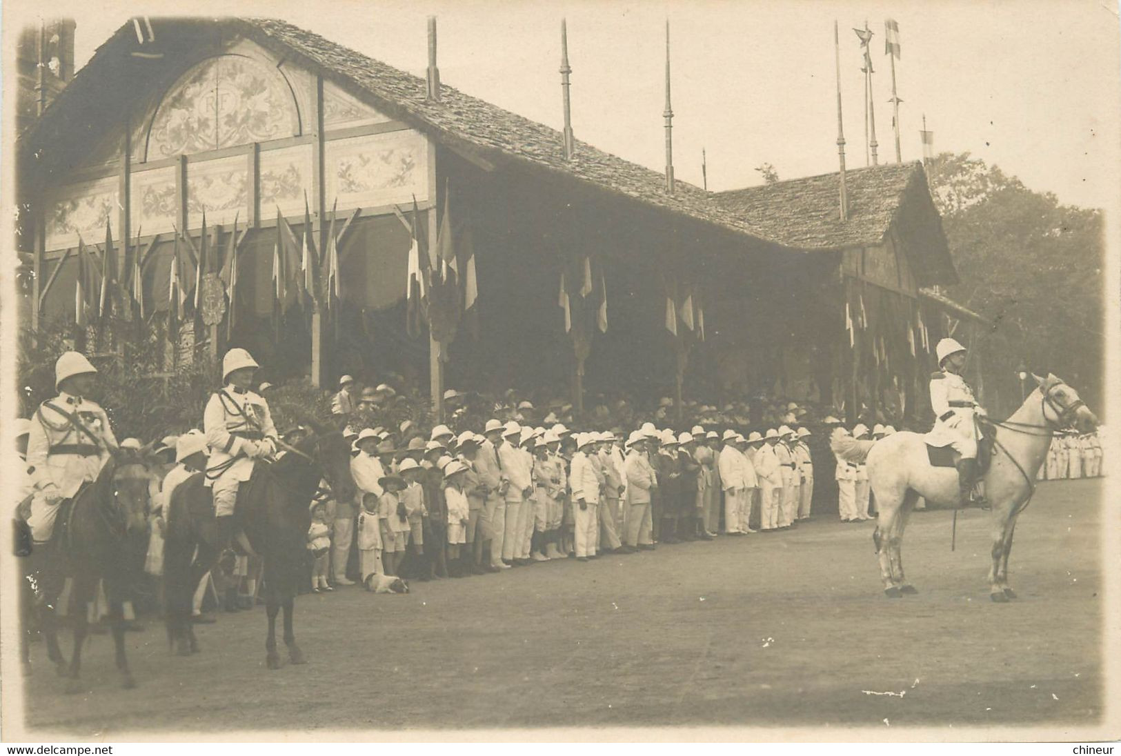 HAUT LAOS PHOTO 11.5 X 17.2 VUE CEREMONIE MILITAIRE AU SIEGE DU 5em TERRITOIRE MILITAIRE - Laos