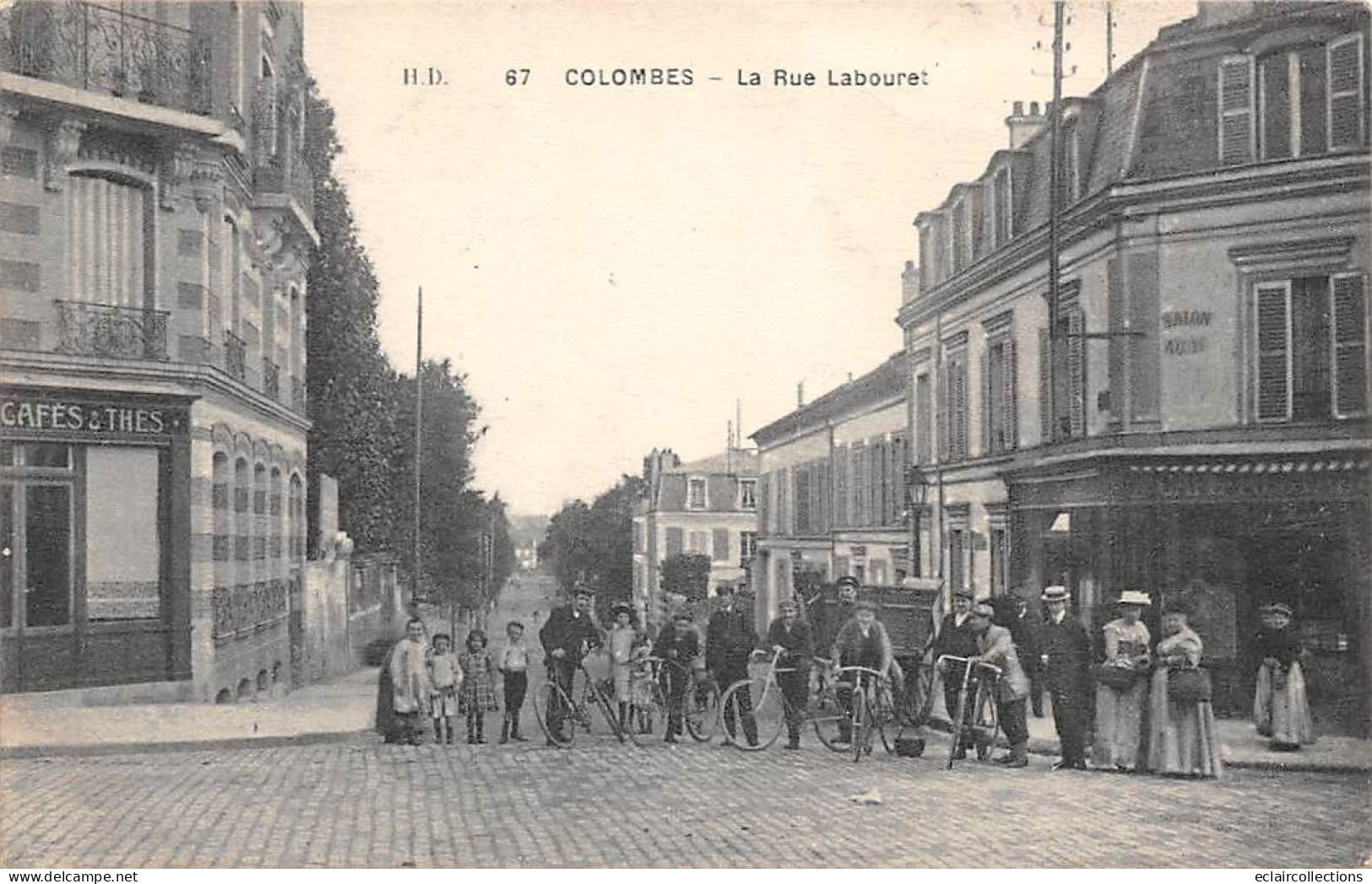 Colombes          92         La Rue Labouret. Cyclistes.   N° 67   (voir Scan) - Colombes