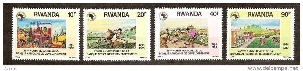 Rwanda Ruanda 1990 Yvert 1297-1300 OBCn° 1364-67 *** MNH  Cote 6,50 Euro - Unused Stamps