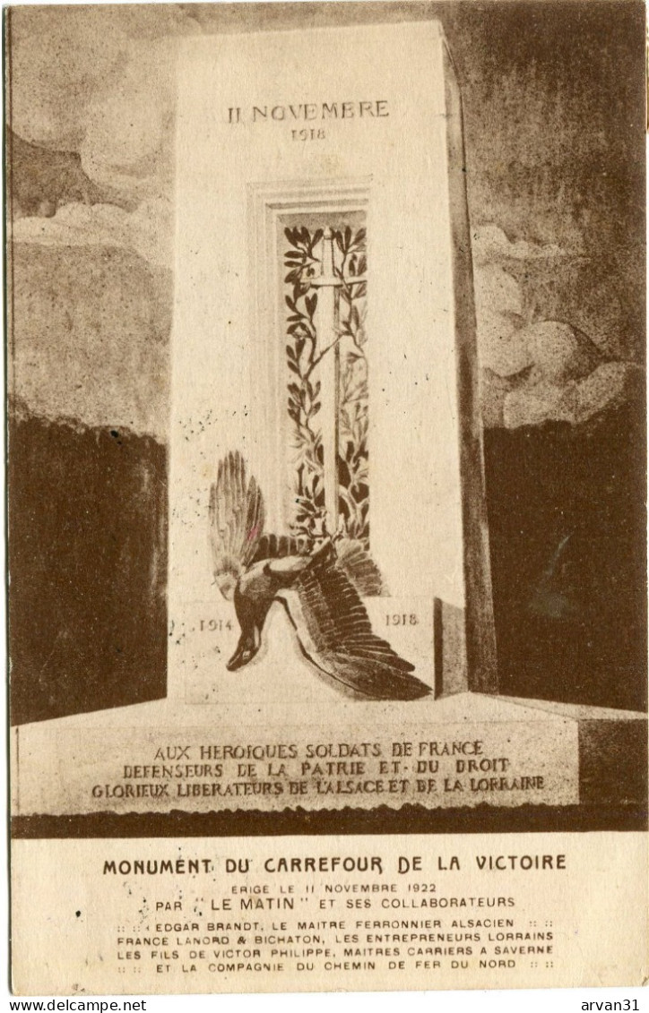 BEAUVAIS - MONUMENT  Du CARREFOUR De La VICTOIRE ERIGE Le 11 NOVEMBRE 1922 - - Monumenti Ai Caduti