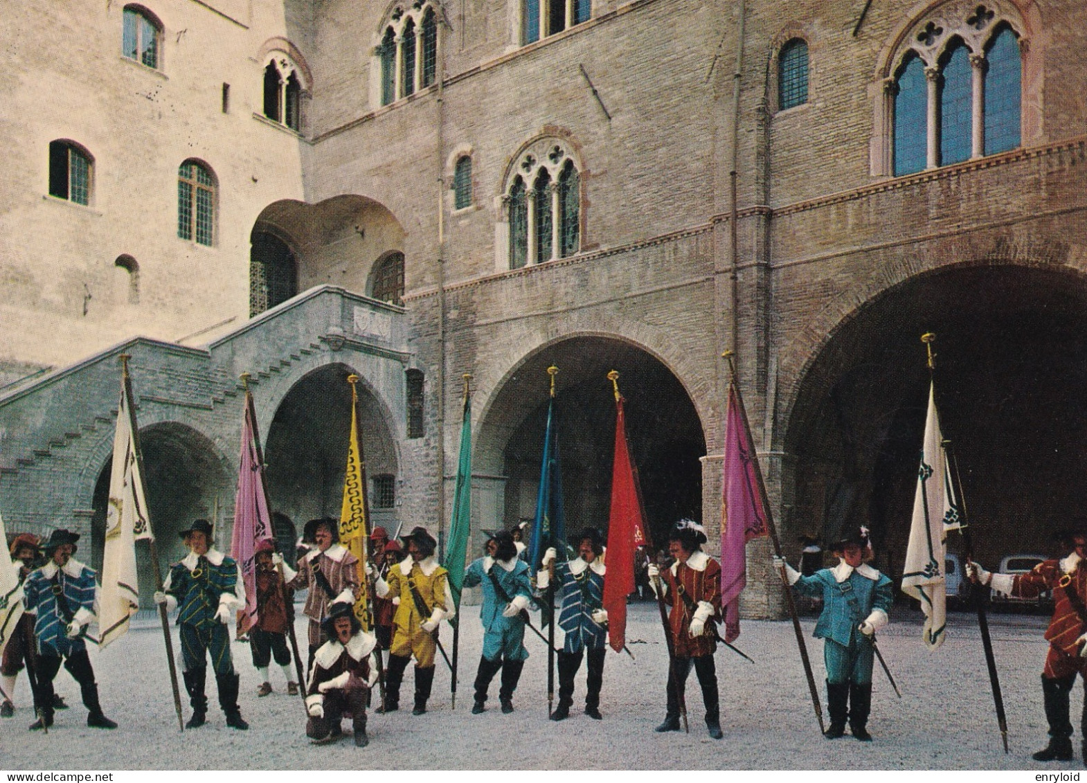 Foligno Cortile Del Palazzo Dei Conti Trinci Giostra Della Quintana - Foligno