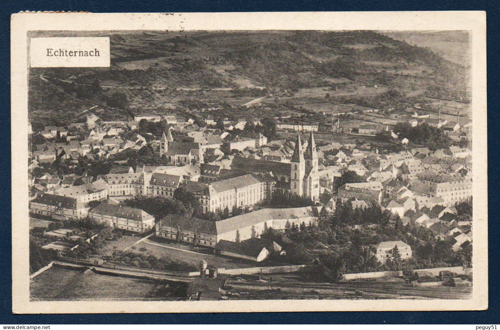 Luxembourg. Echternach. Vue Aérienne Avec La Basilique St. Willibrord Et L'église Saints-Pierre Et Paul. 1924 - Echternach