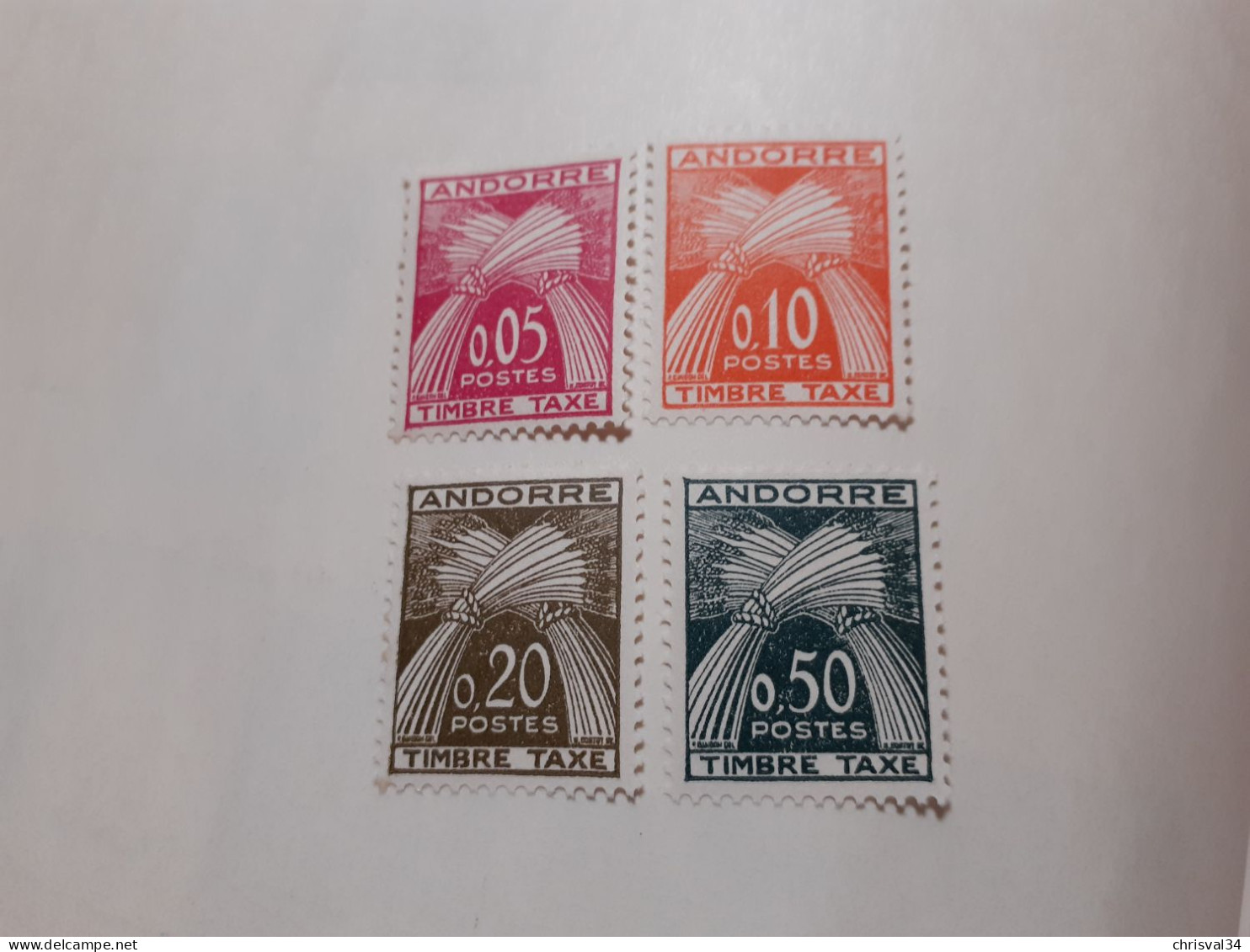 TIMBRES   ANDORRE FRANÇAIS  TAXE  SERIE  N  42  A  45   COTE  70,00  EUROS   NEUFS  TRACE  CHARNIERES - Ongebruikt