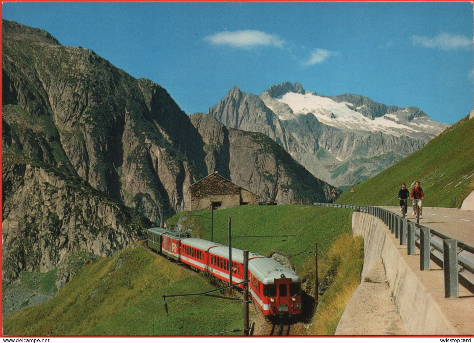 FURKA-OBERALP-BAHN Fahrradfahrer Auf Der Passstrasse - Oberwald