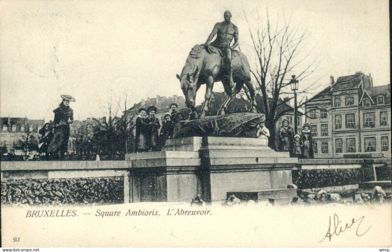 Saint Josse : Square Ambiorix : L'Abreuvoir - St-Josse-ten-Noode - St-Joost-ten-Node