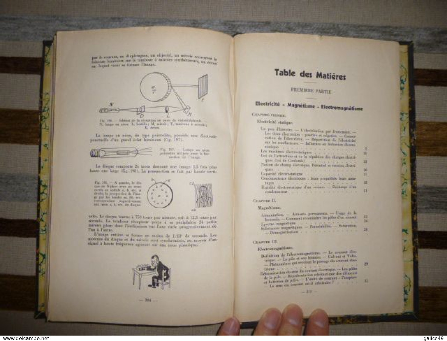 Eléments De Radioélectricité - Cours De T.S.F. - 318 Pages - Format 17cm X26 Cm - Par Michel Adam Ingénieur E.S.E - 1933 - Libri & Schemi