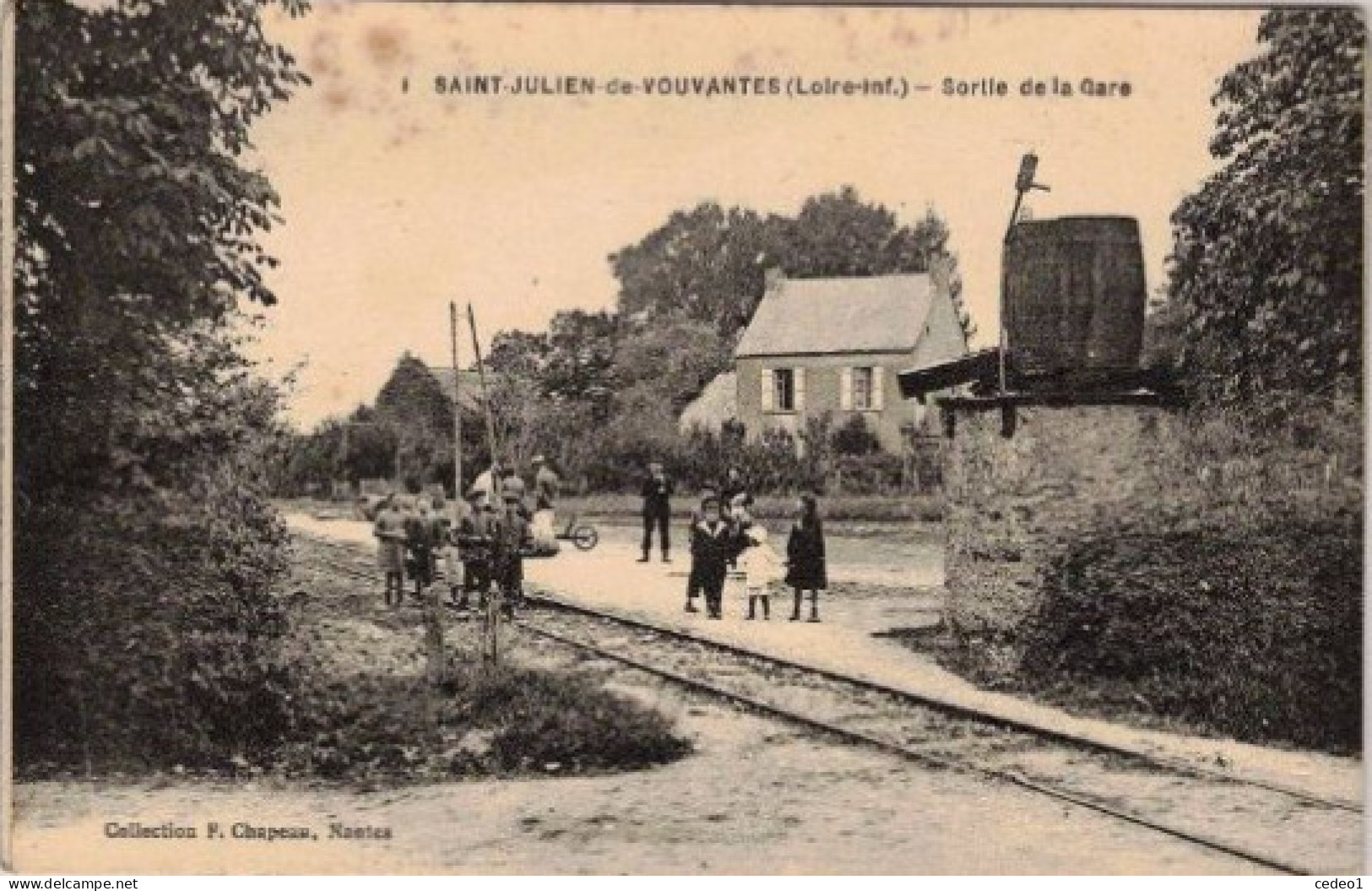 SAINT JULIEN DE VOUVANTES  SORTIE DE LA GARE - Saint Julien De Vouvantes