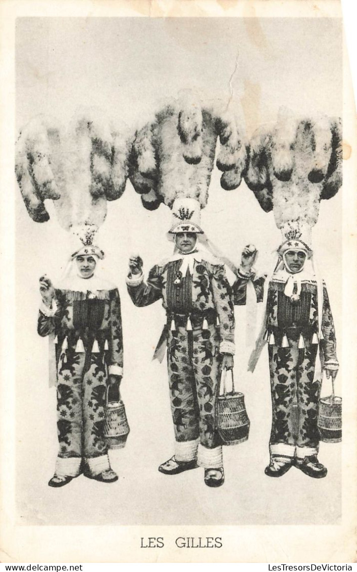 FOLKLORE - Costumes - Les Gilles - Carte Postale - Kostums