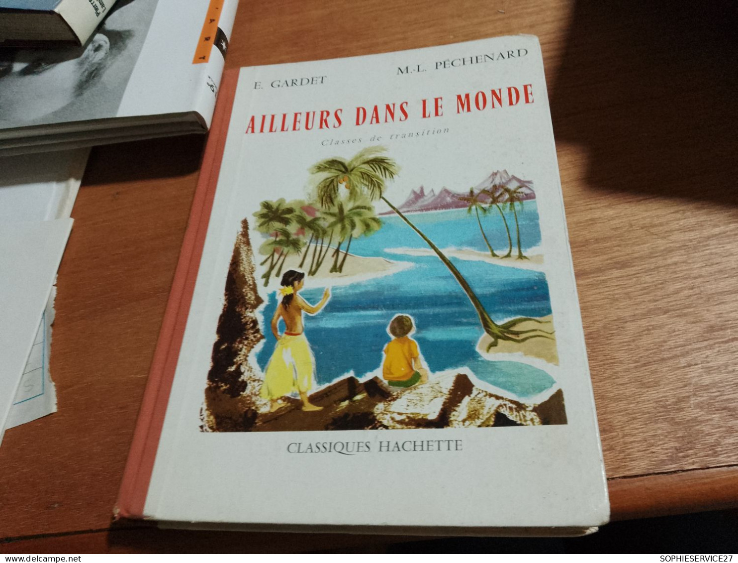 142 //  AILLEURS DANS LE MONDE / CLASSES DE TRANSITION  1968 - Non Classés