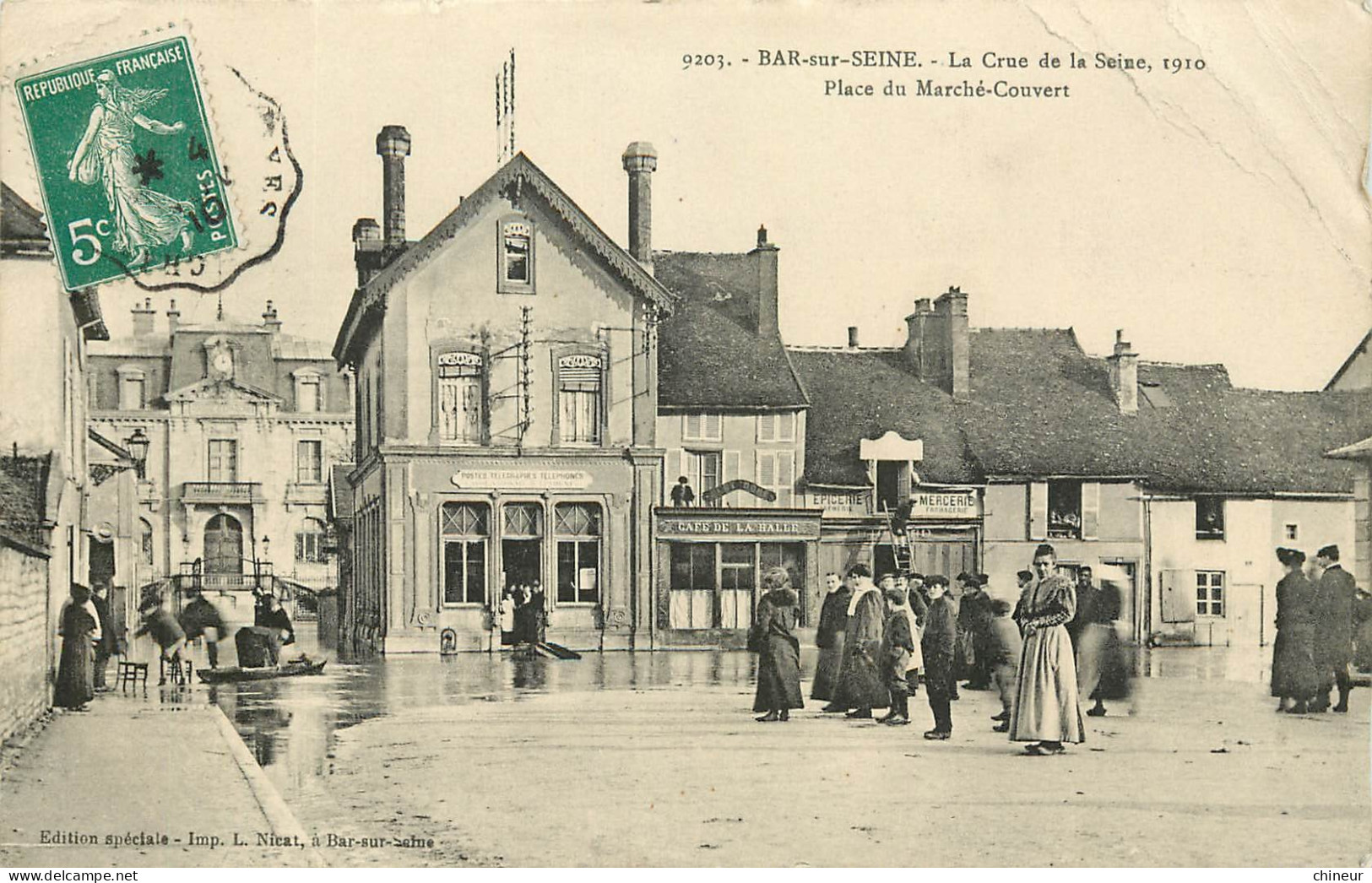 BAR SUR SEINE LA CRUE DE 1910 PLACE DU MARCHE COUVERT ET LA POSTE ET LE CAFE DE LA HALLE - Bar-sur-Seine