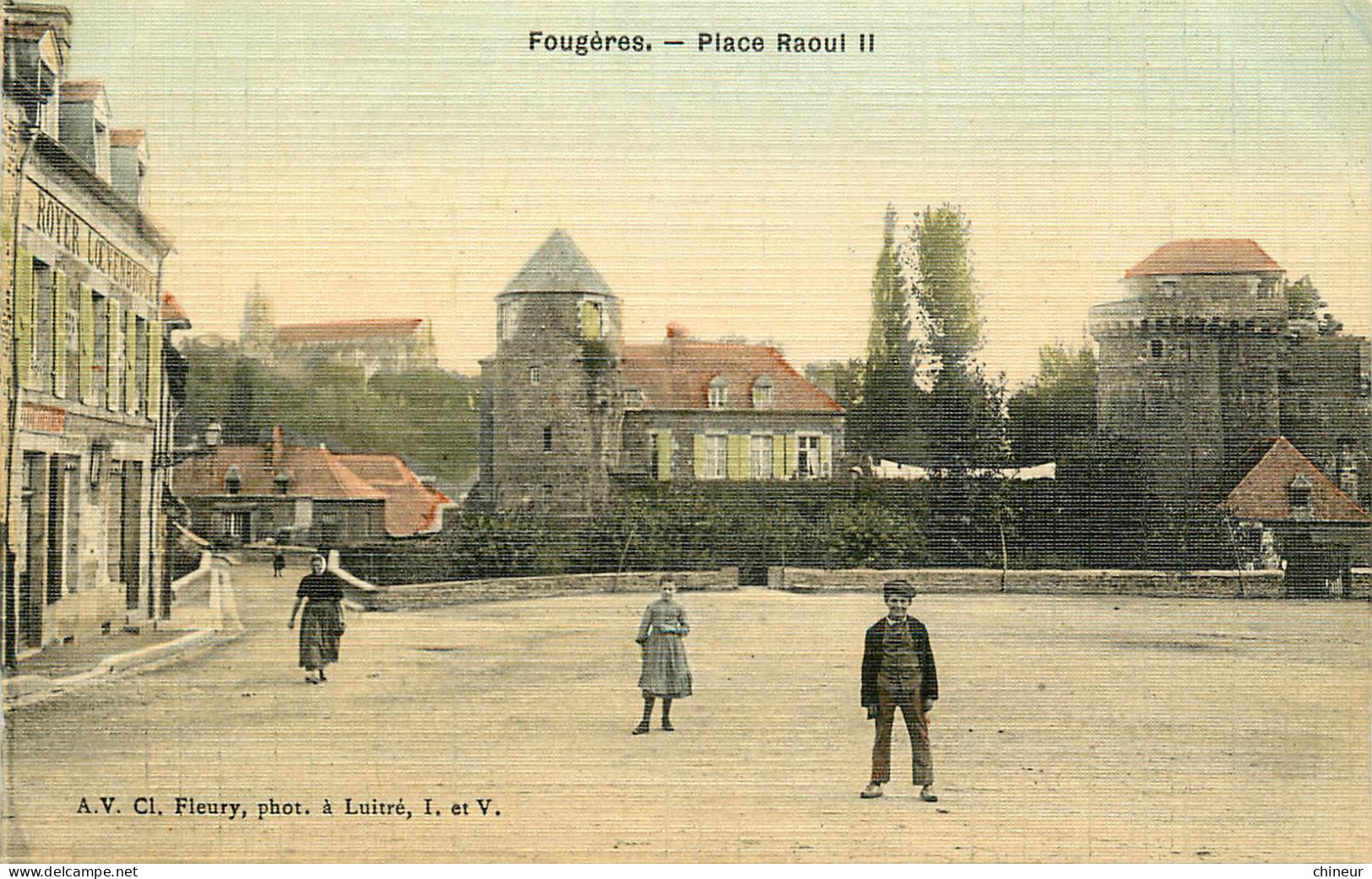 FOUGERES PLACE RAOUL II CARTE COLORISEE ET TOILEE - Fougeres