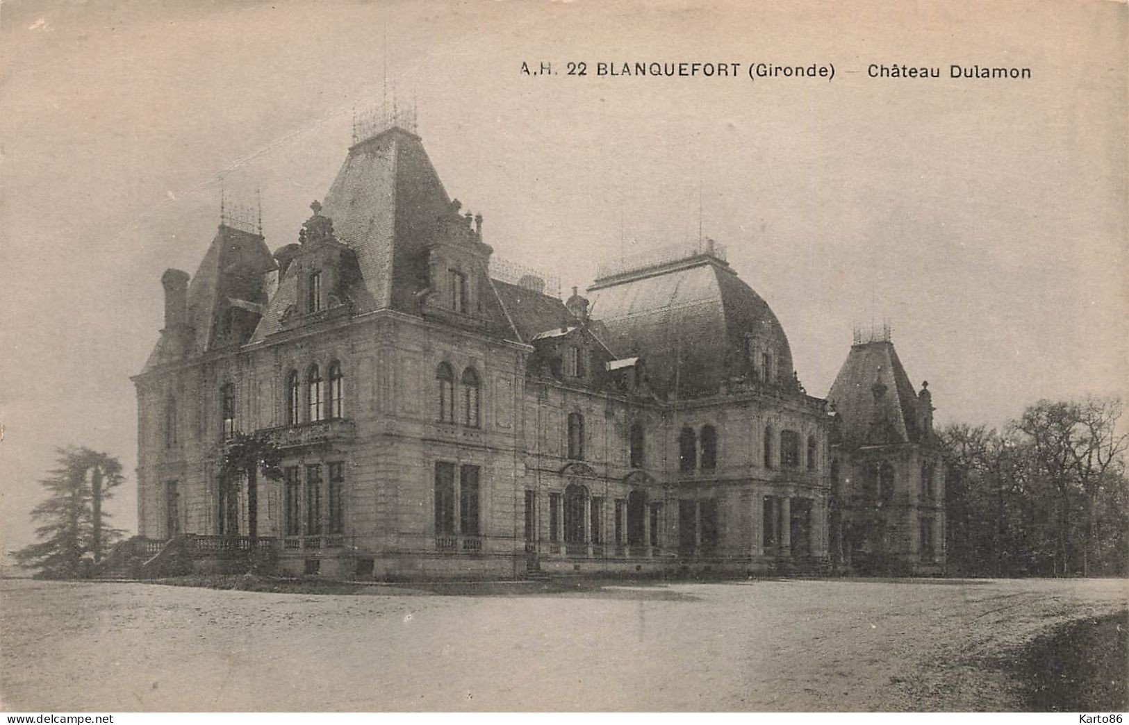 Blanquefort * Le Château Dulamon - Blanquefort