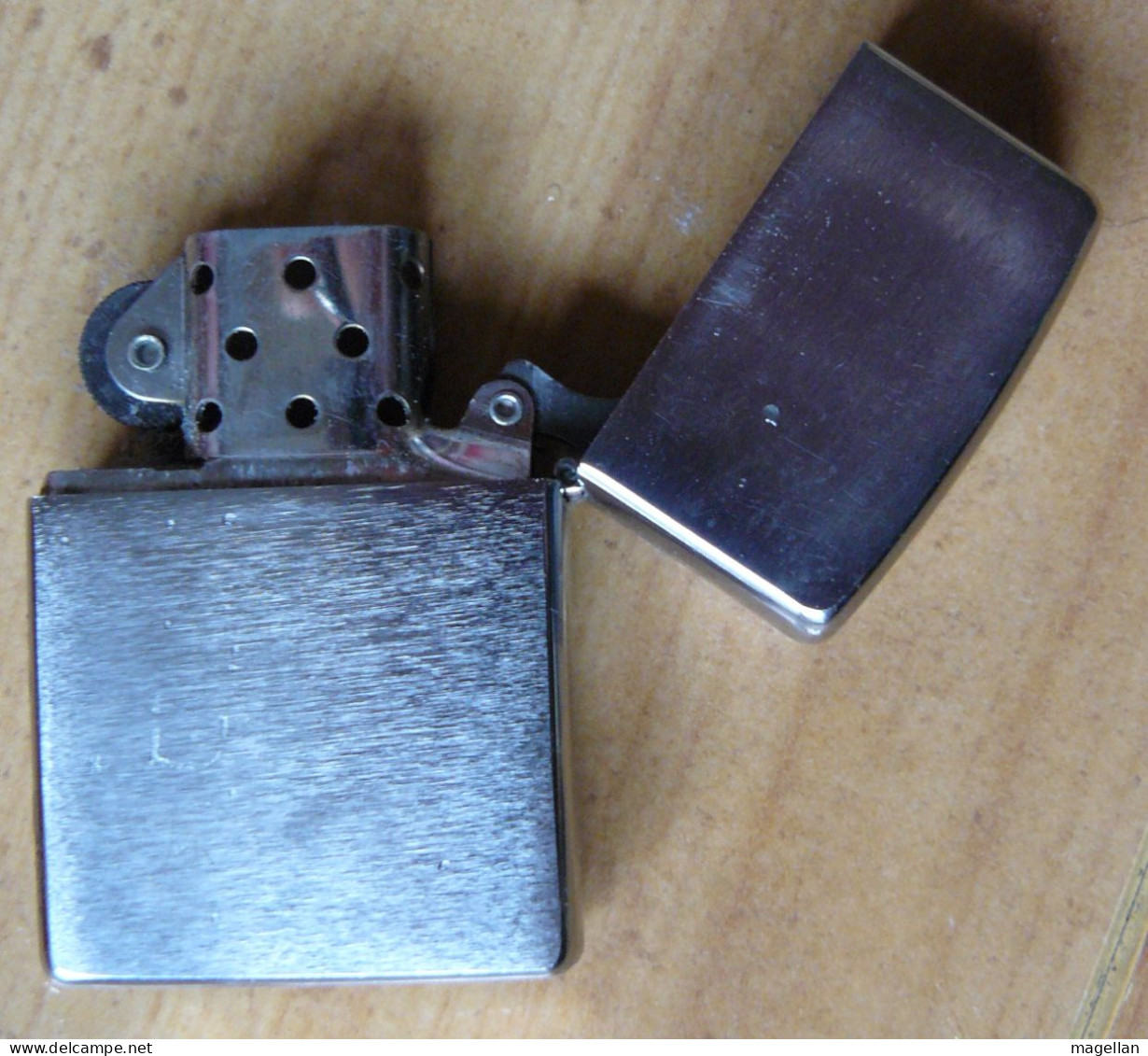 Briquet Zippo "Police - To Serve And Protect - 911" - Voir Scans - Zippo