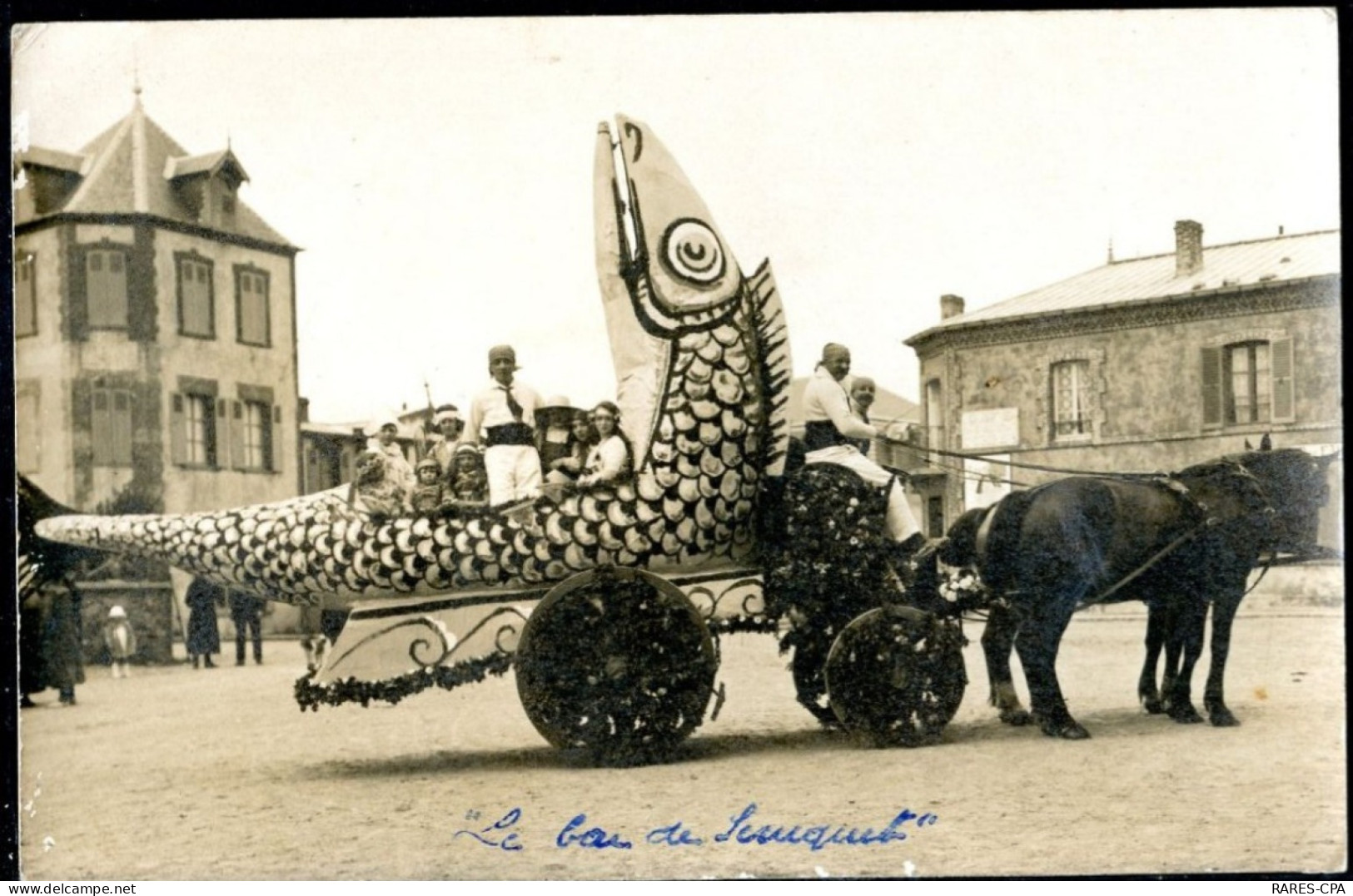 50 COUTANCES - Le Char " Le Bar De .............   - Cpa Photo 1923 / TTB / TOP RARE - Coutances