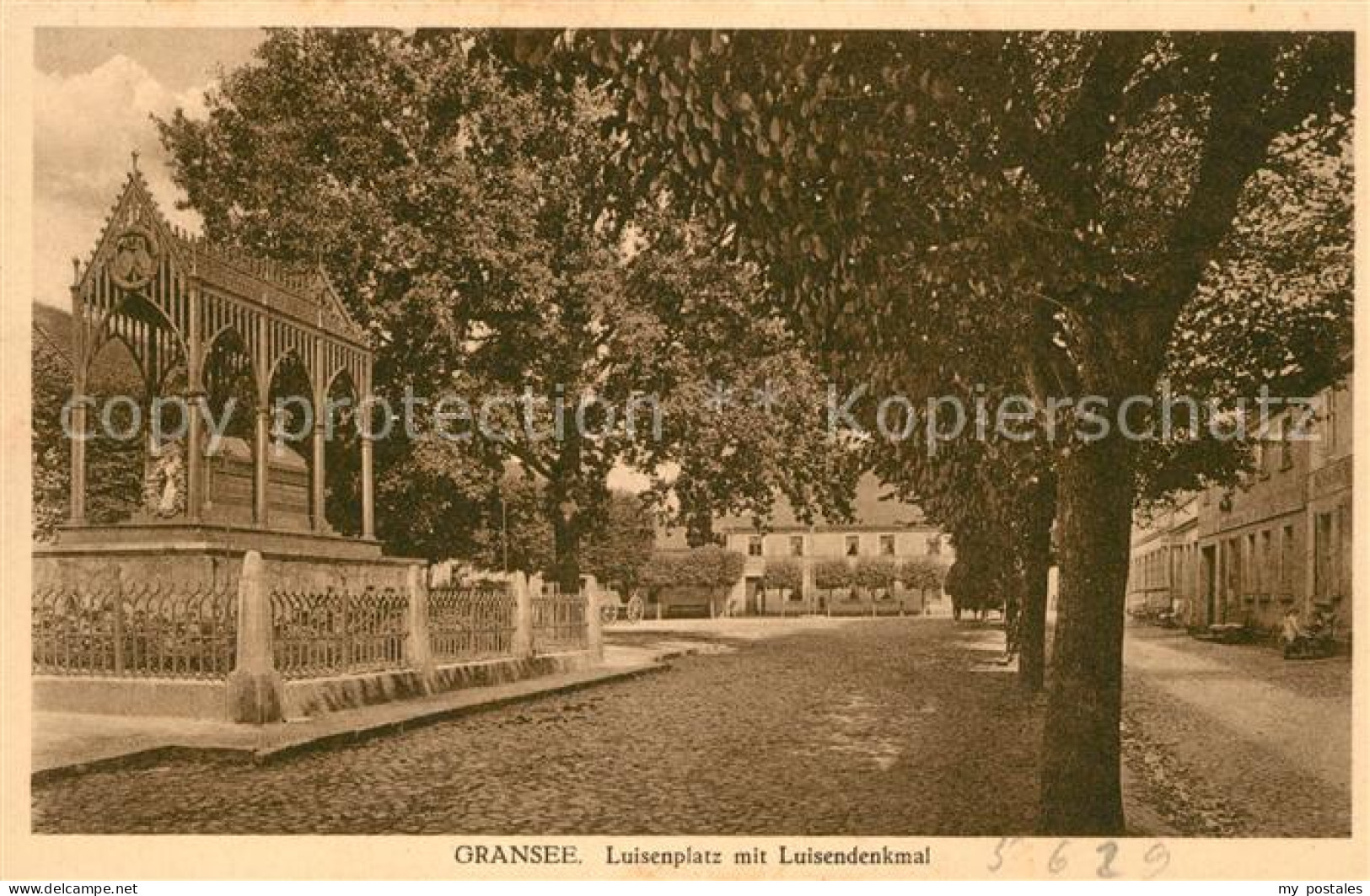 43113954 Gransee Luisenplatz Mit Luisendenkmal Gransee - Gransee