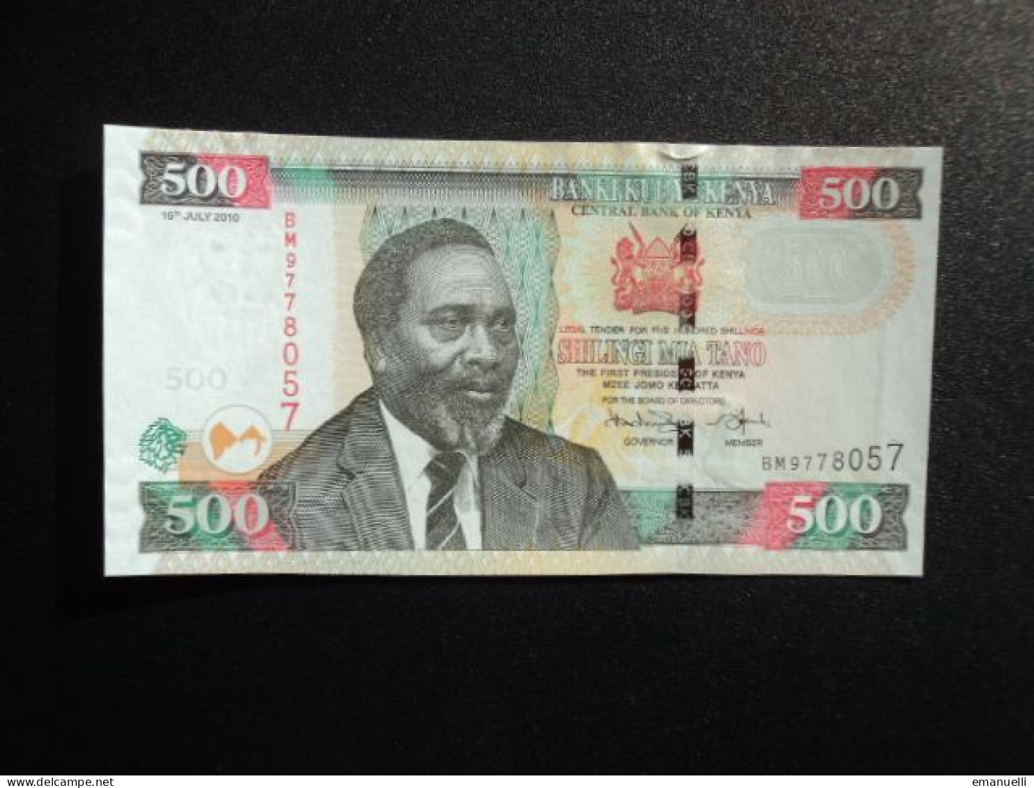 KENYA * : 500 SHILLINGS   16.7.2010    P 50f    Presque NEUF - Kenya