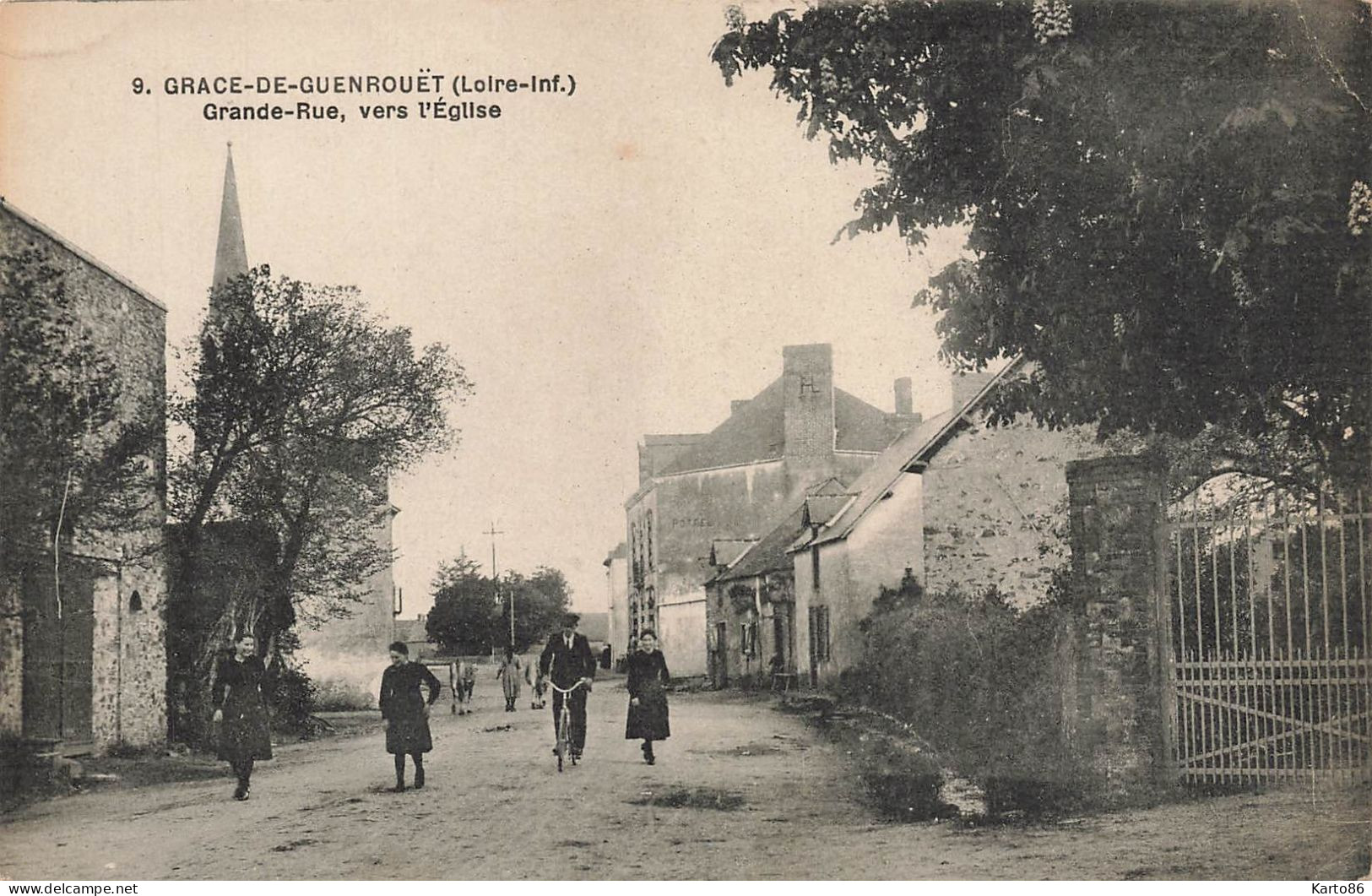 Grace De Guenrouet * Grande Rue , Vers L'église * Villageois Enfants - Guenrouet