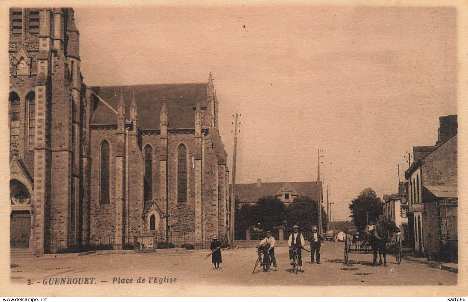 Guenrouet * Place De L'église Du Village * Villageois Attelage Cheval - Guenrouet