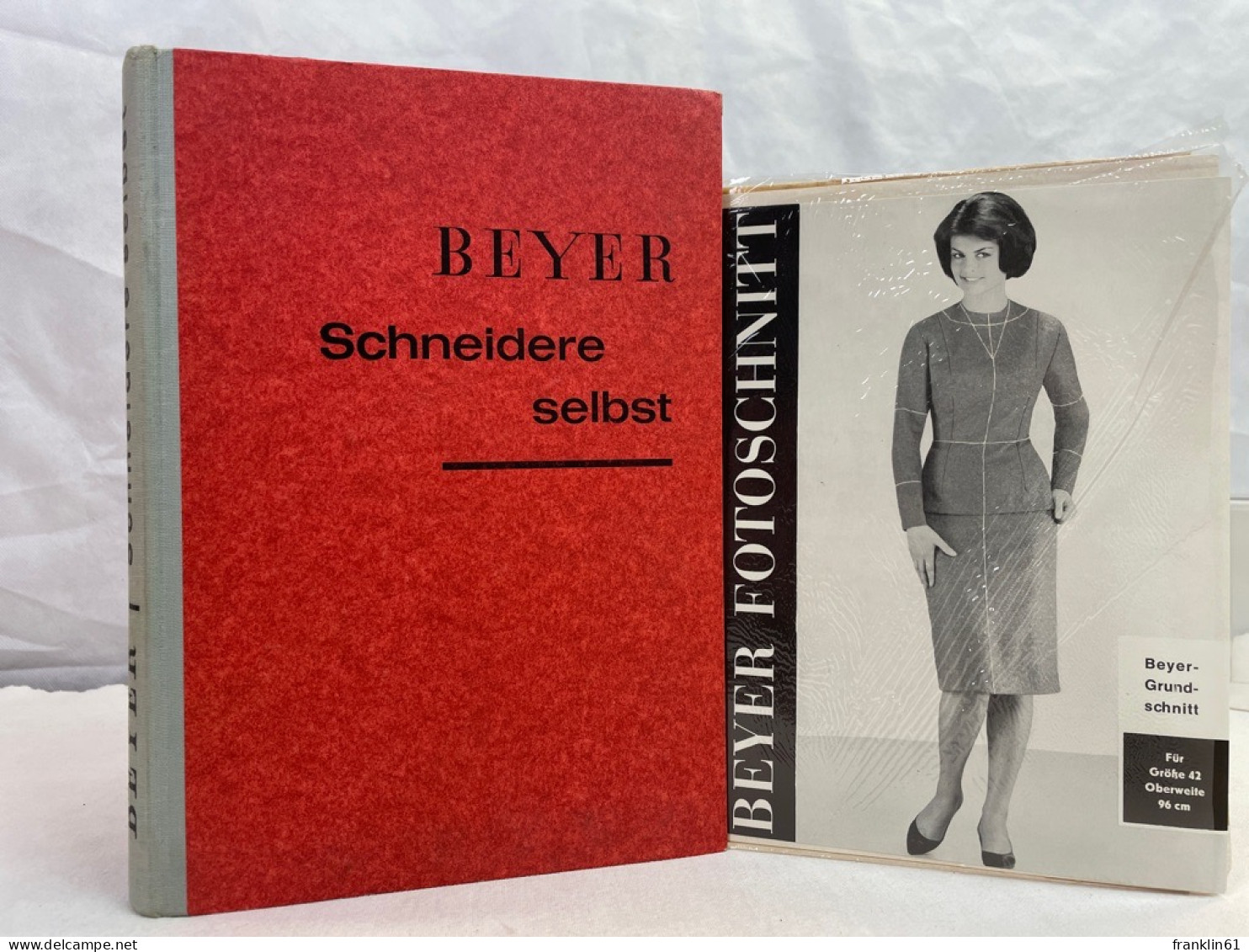 Schneidere Selbst : Ein Buch Zur Anleitung, Zum Nachschlagen Für Alle, Die Mit Freude Selbst Schneidern Wollen - Couture