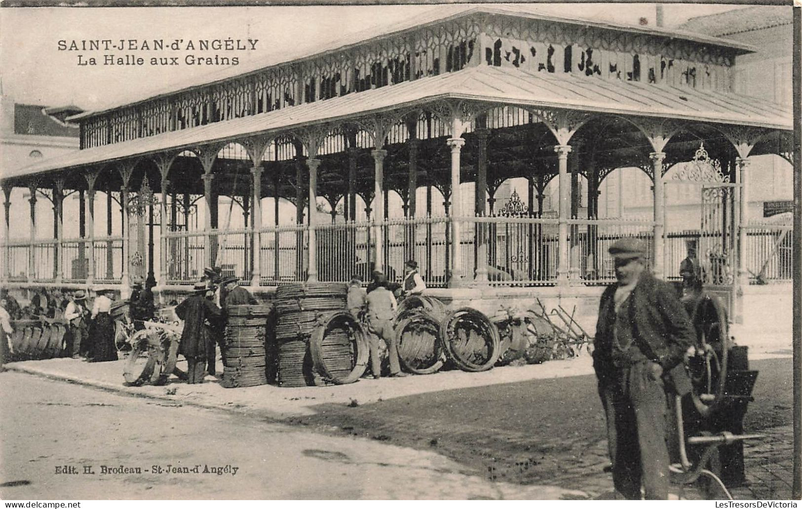 FRANCE - Saint Jean D'Angely -  La Halle Aux Grains - Carte Postale Ancienne - Saint-Jean-d'Angely