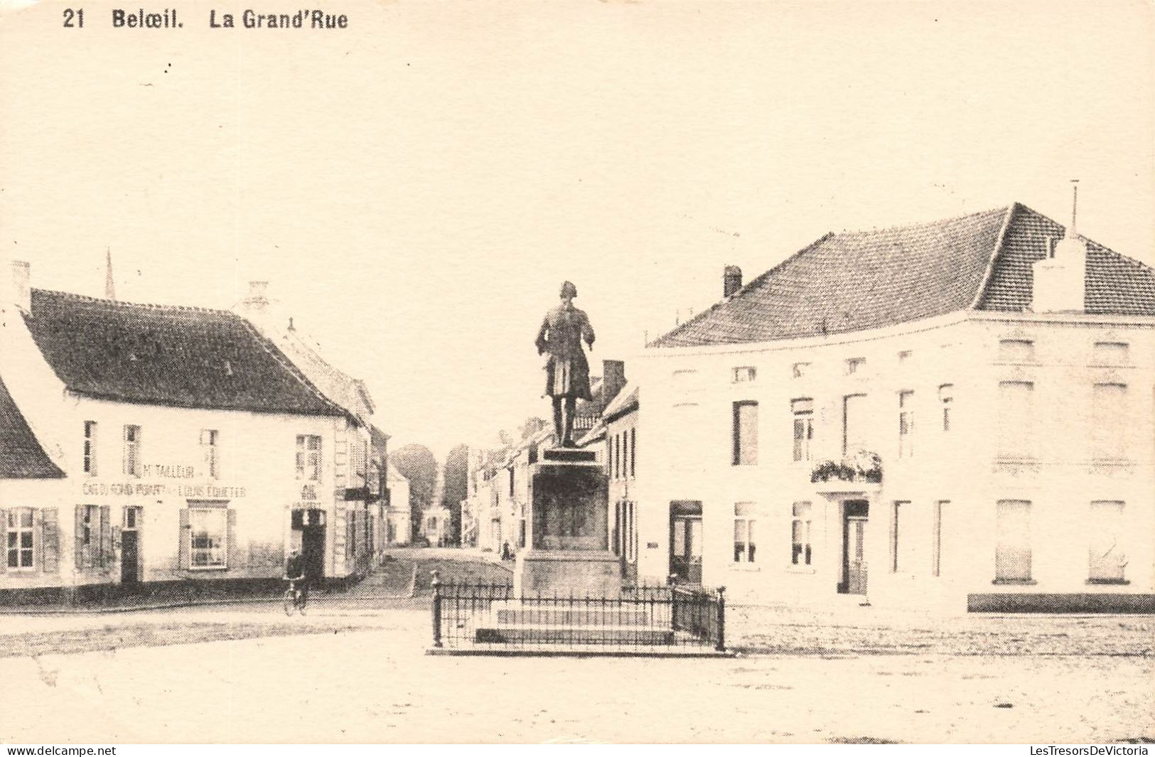 BELGIQUE - Beloeil - La Grand'Rue - Statue Du Feld Maréchal - Carte Postale - Beloeil