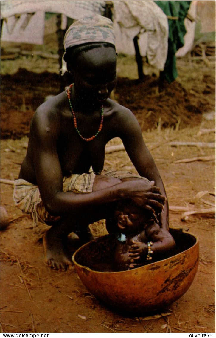 GUINÉ (BISSAU) - PORTUGUESA - Banho Do Menino - Fulacunda - Guinea-Bissau