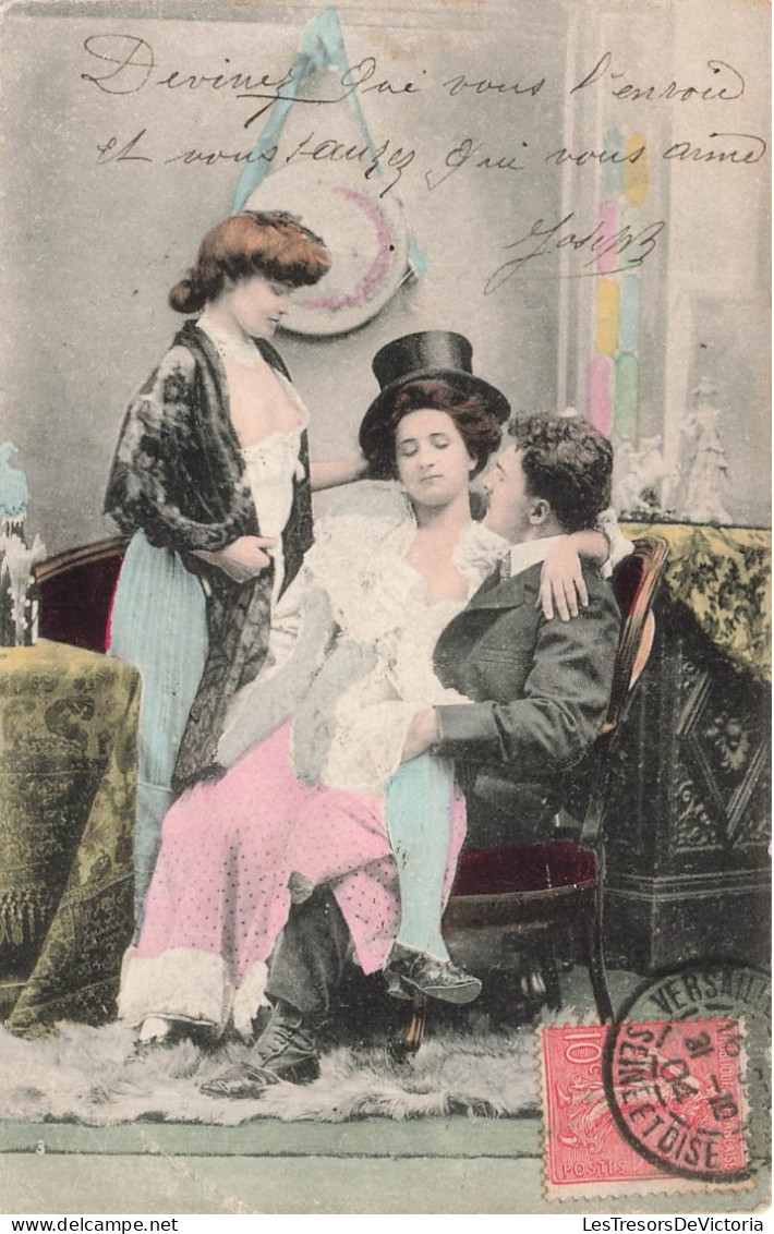 COUPLE - Un Homme Avec Ses Deux Concubines - Colorisé  - Carte Postale Ancienne - Couples
