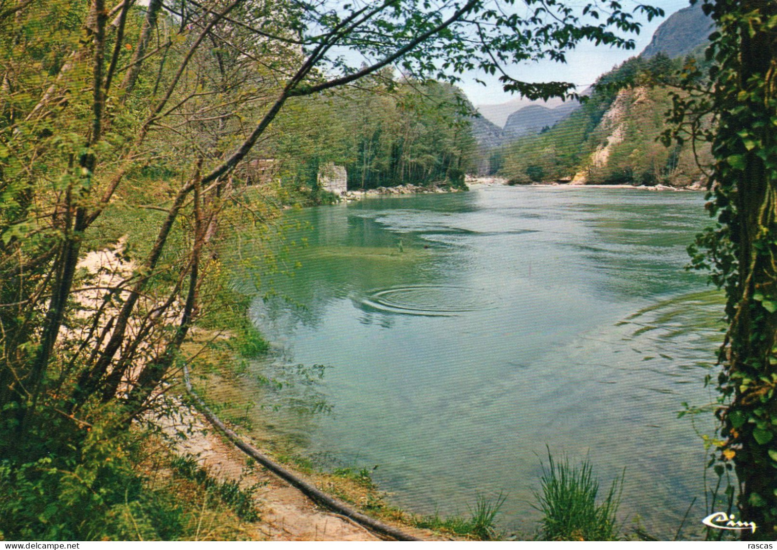 CPM - J - ALPES MARITIMES - LE SUQUET - LANTOSQUE - L'AUBERGE DU BON PUITS - LE LAC - Lantosque