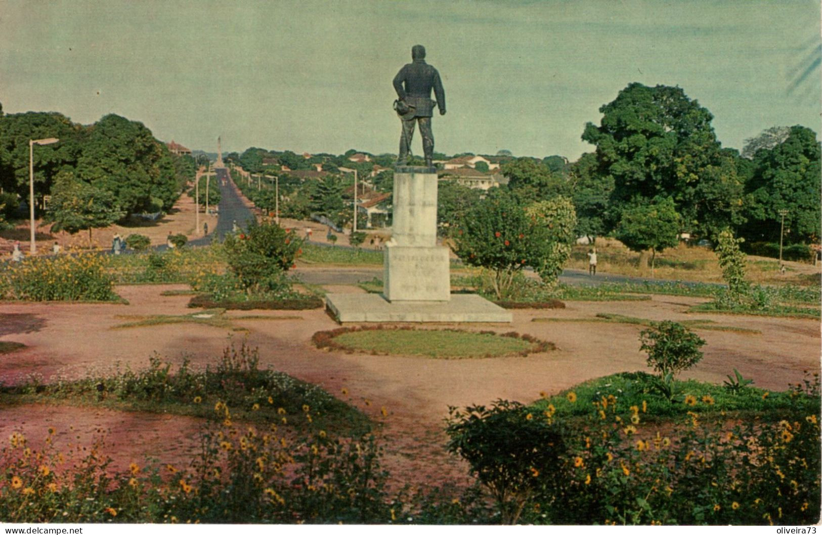 GUINÉ (BISSAU) - PORTUGUESA - Monumento A Teixeira Pinto - BISSAU - Guinea-Bissau