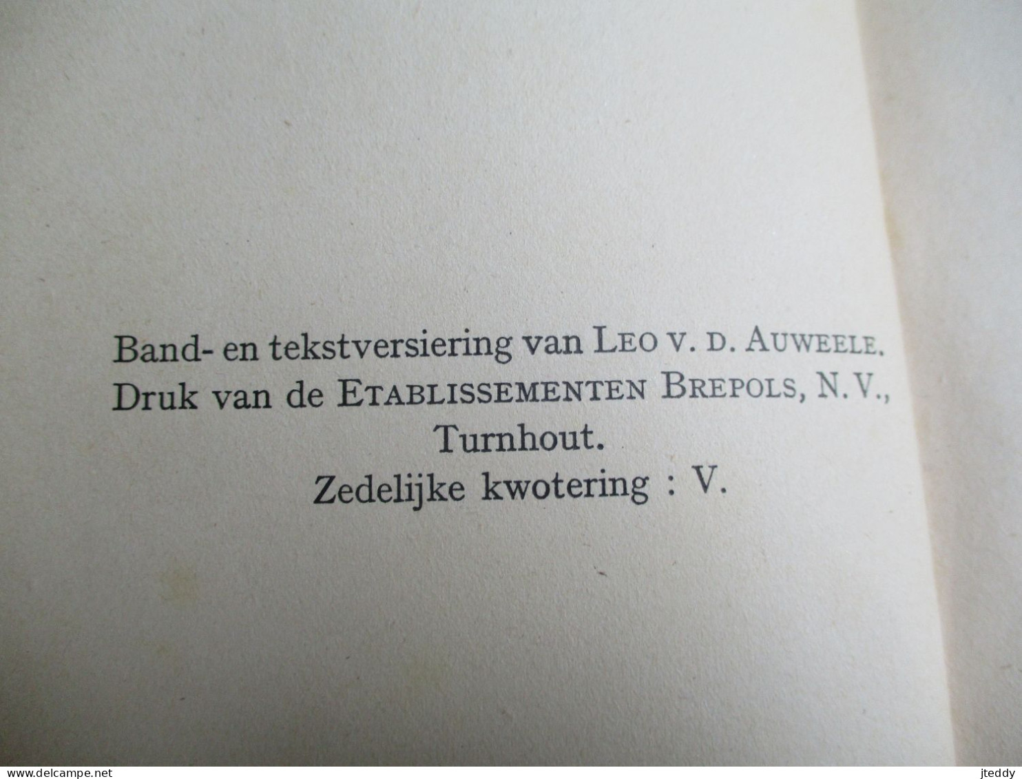 OUD Boek  1948-7   Door P . Aurelius  MERTENS  O . F . M .  VAN  CAPITULATIE  Tot  ENTLASSUNG - Nederlands