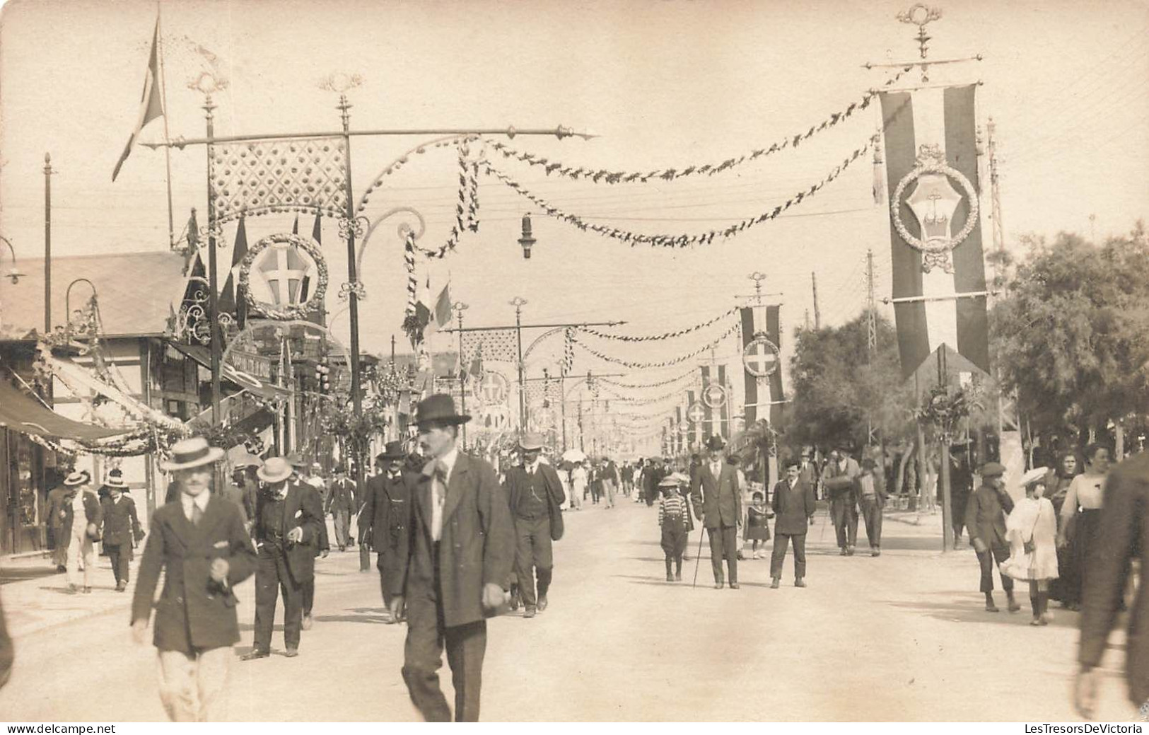 EVÉNEMENT - Fête - Animé - Carte Postale Ancienne - Andere & Zonder Classificatie