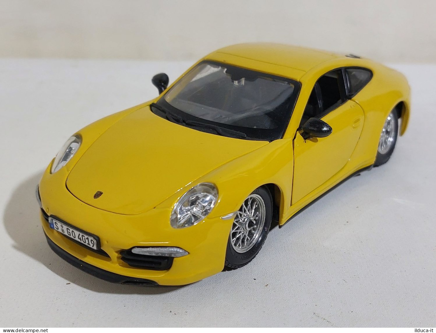 54203 BURAGO 1/24 N. 11404 - Porsche 911 Carrera S - Giallo - Burago