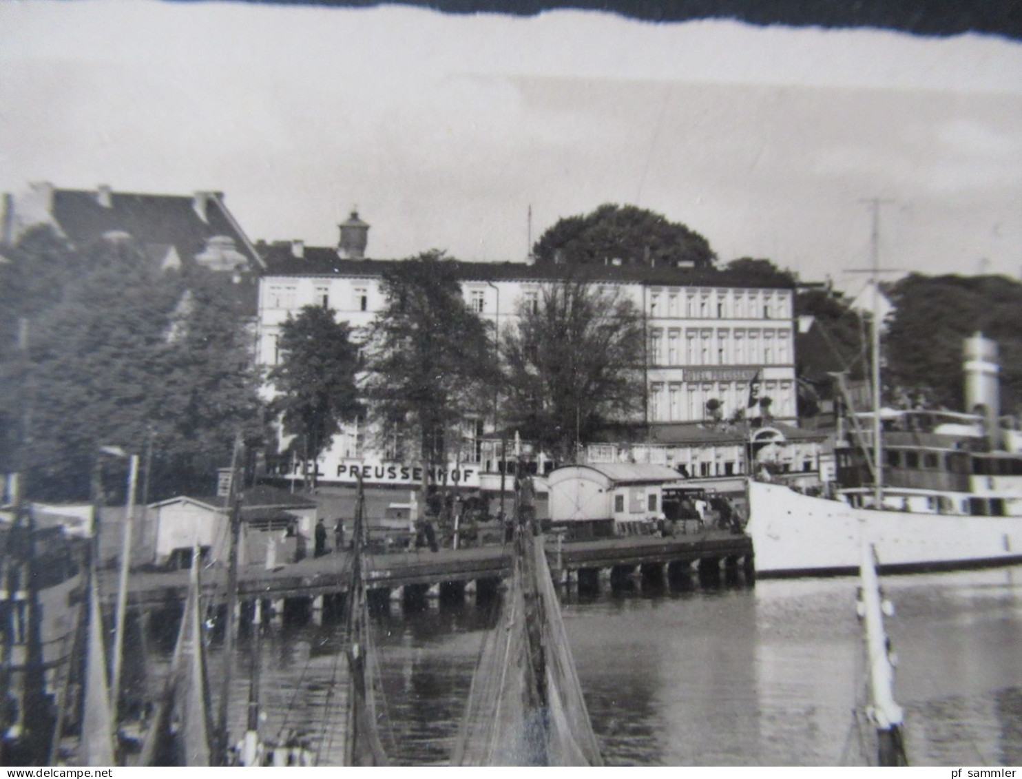 3.Reich 1939 Pommern Echtfoto AK Ostseebad Swinemünde Hafenpartie / Fischerboote / Hotel Preussenhof / Dampfer - Pommern