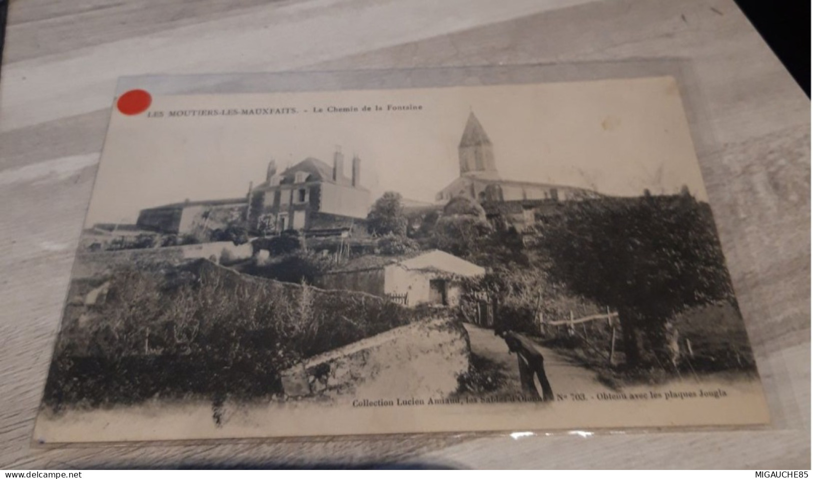 Carte  Postale  MOUTIERS -LES-MAUXFAITS Le  Chemin De La Fontaine - Moutiers Les Mauxfaits