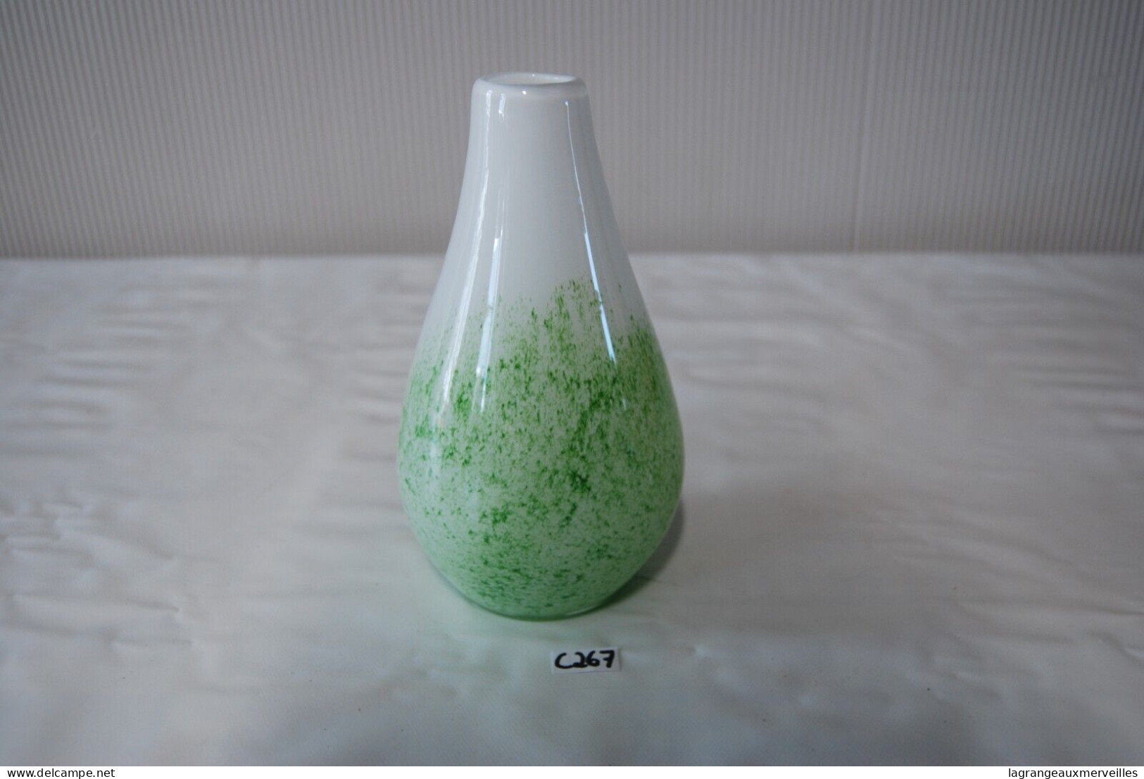 C267 Déco - vase soliflore - coulée de couleurs - vert