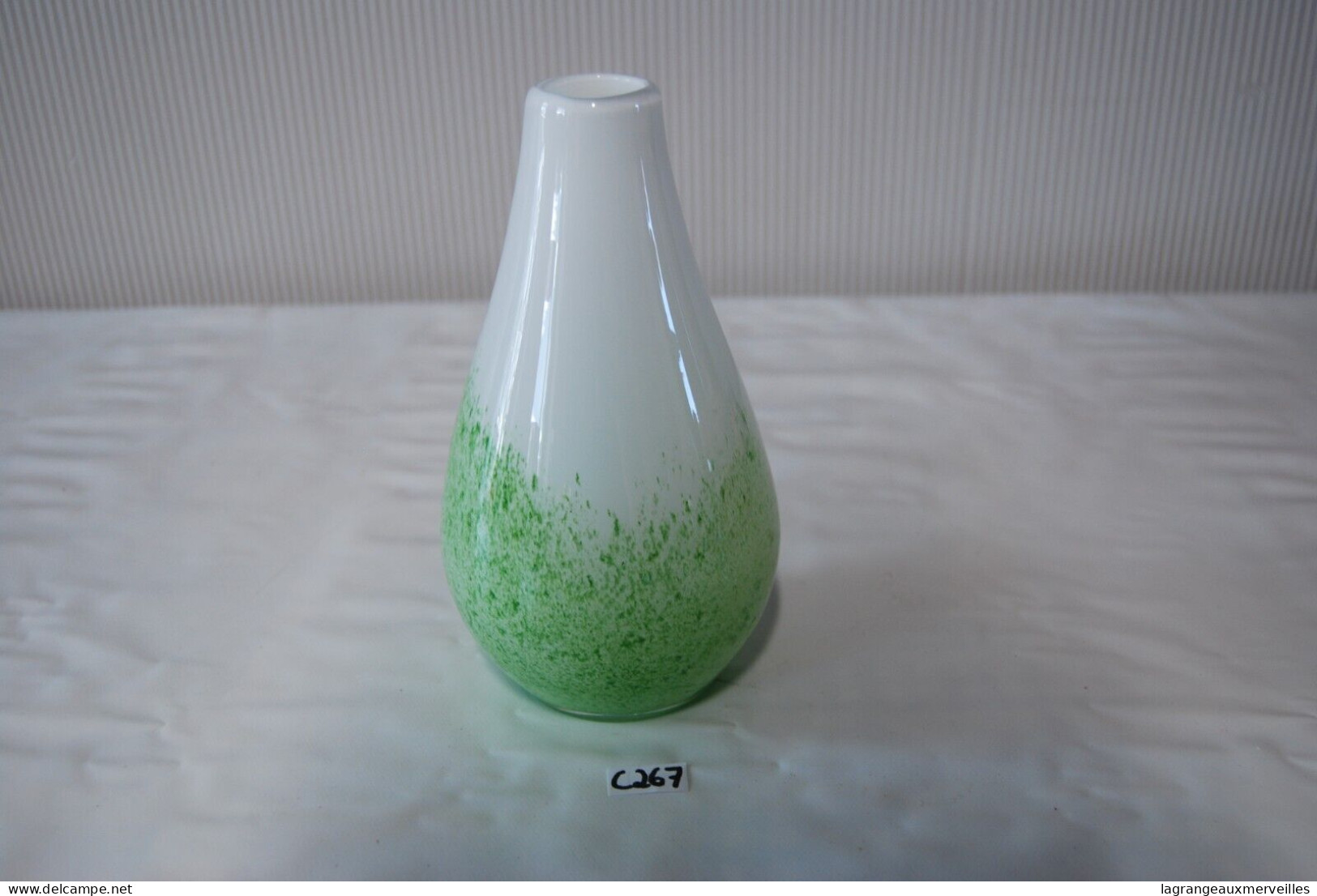 C267 Déco - vase soliflore - coulée de couleurs - vert