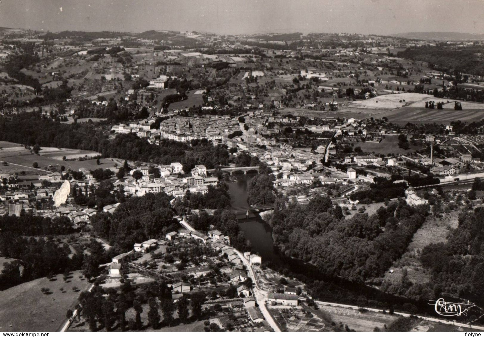 Courpière - Vue Générale Aérienne Sur Le Village - Courpiere